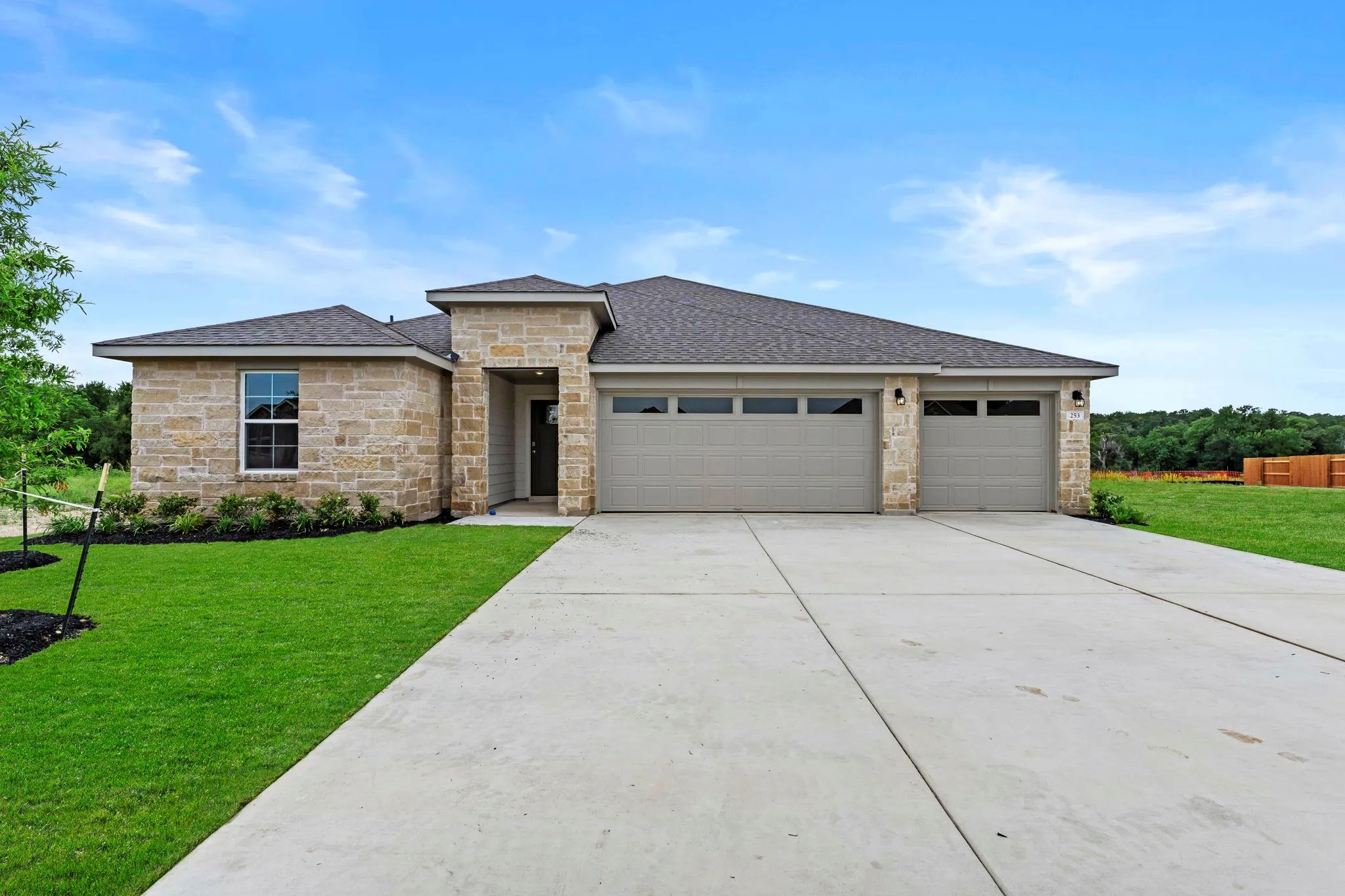 Photo of 253 RIVERS EDGE DR, Georgetown, TX, 78628