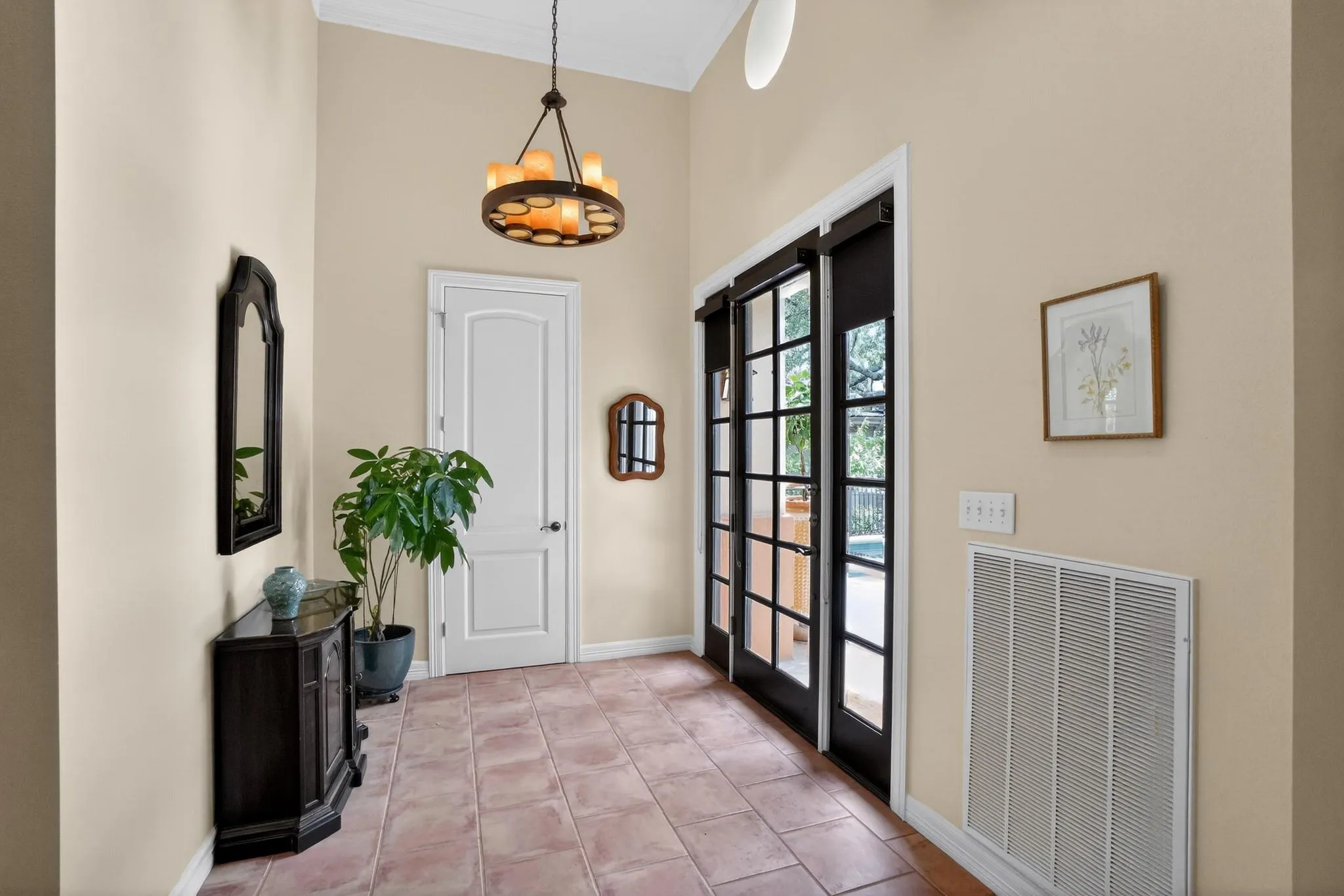 Photo 3 of 2305 BARTON CREEK BLVD #40