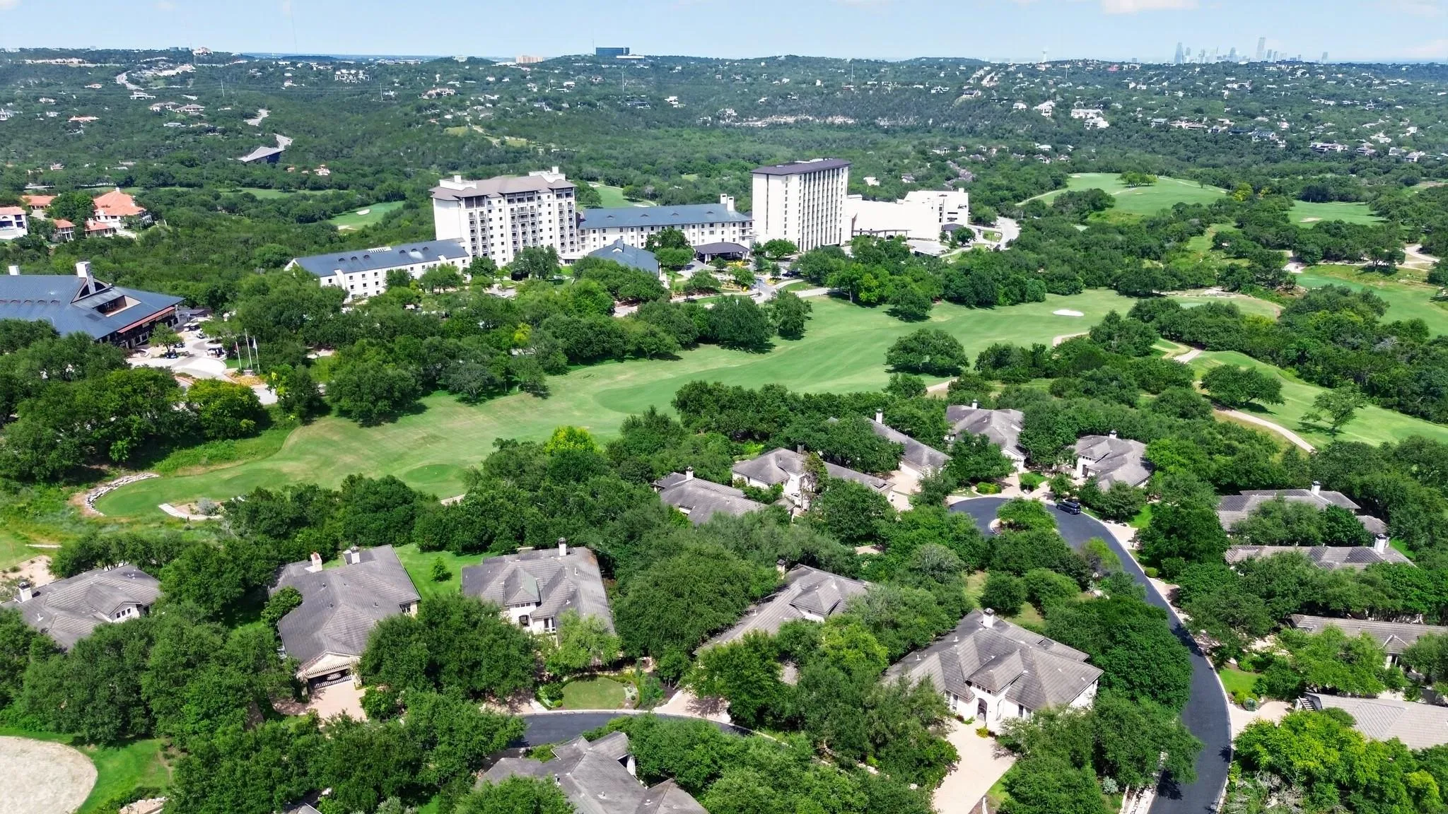 Photo 2 of 2305 BARTON CREEK BLVD #40