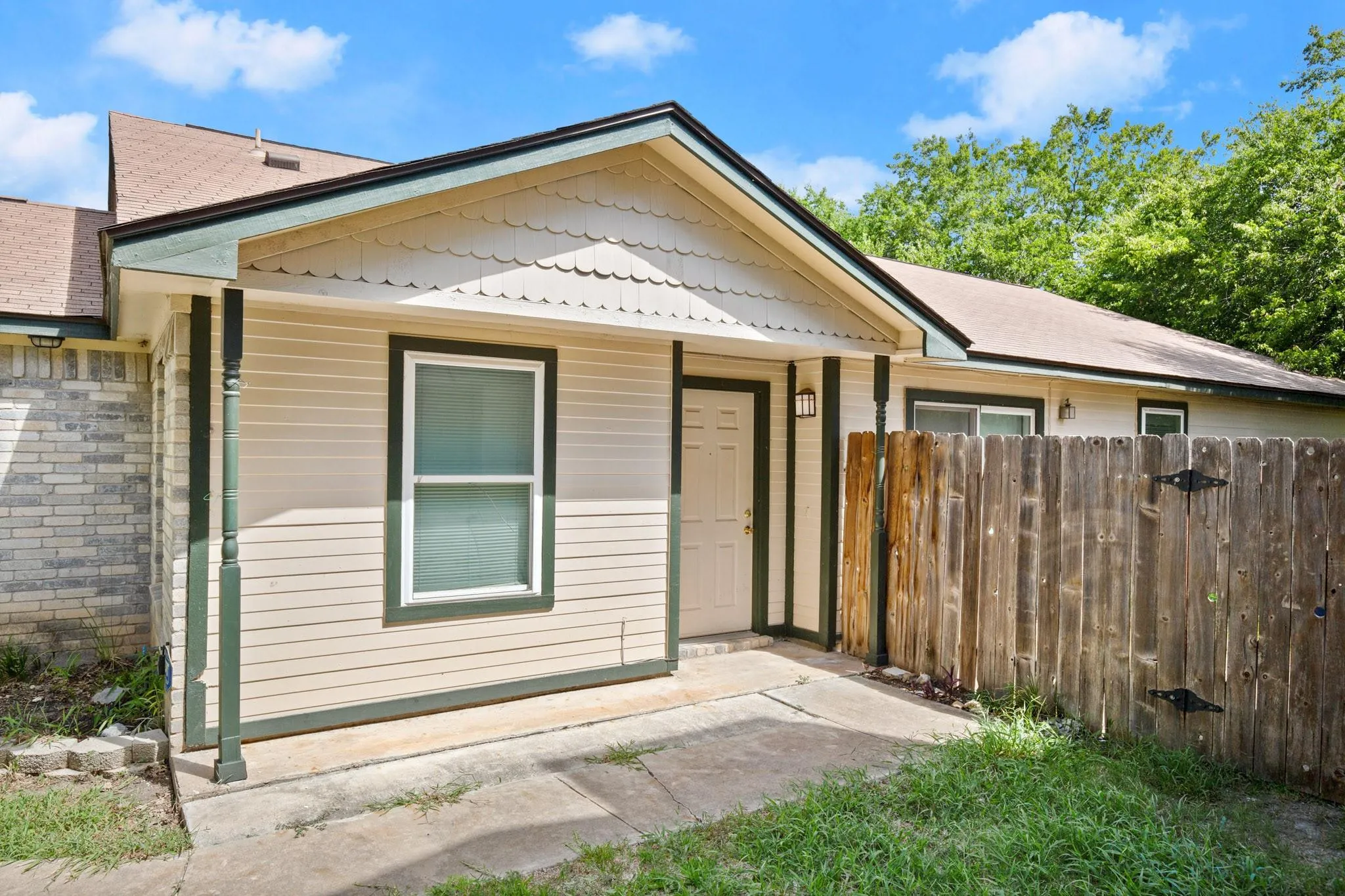 Photo 2 of 13309 SADDLEBROOK TRL #A