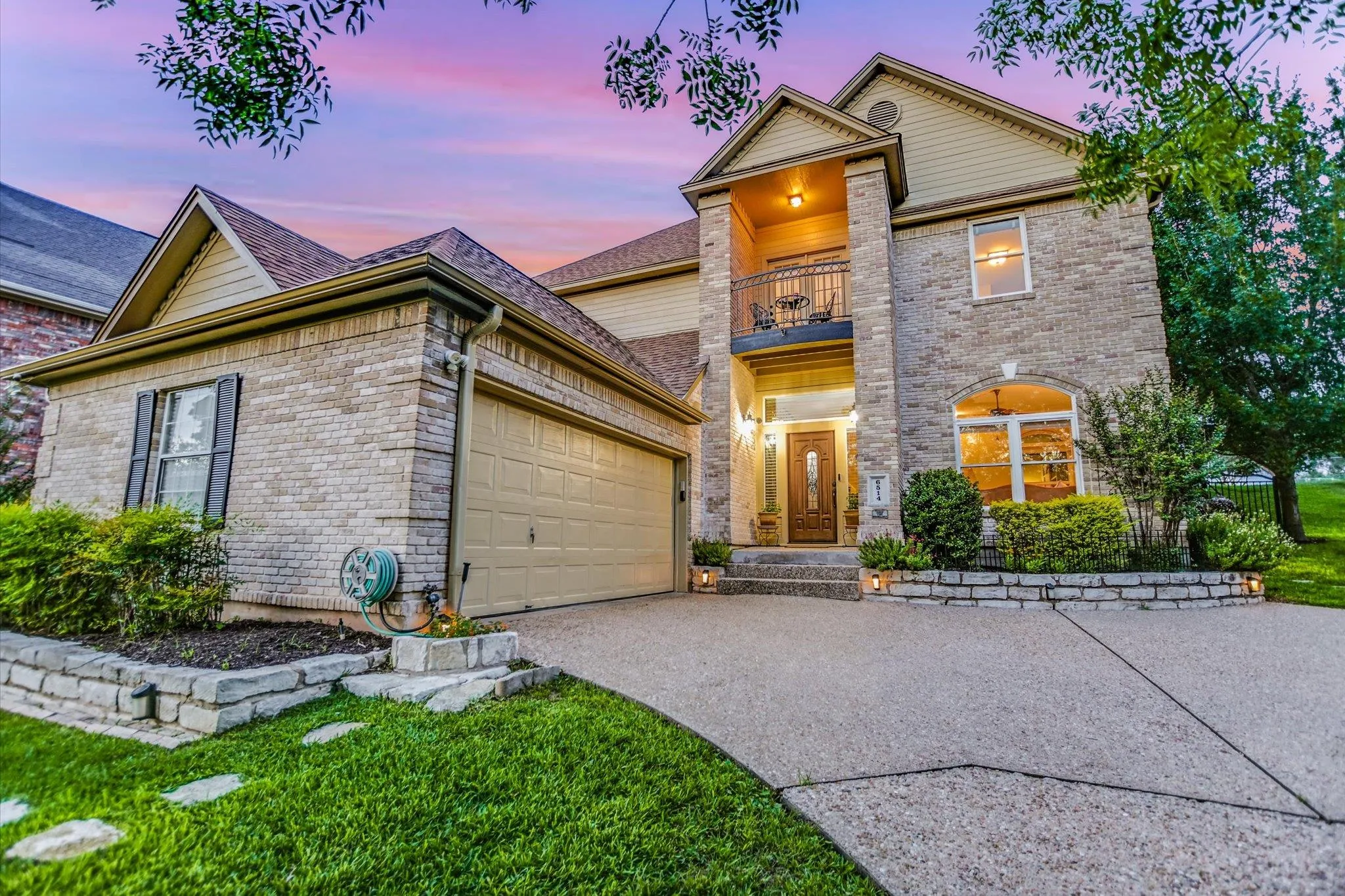 Photo of 6514 LOST HORIZON DR, Austin, TX, 78759