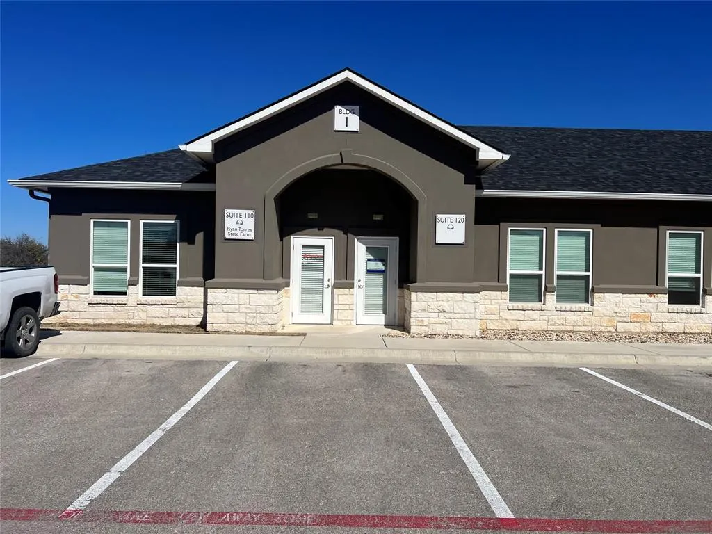 Photo of 660 S BAGDAD RD #120, Leander, TX, 78641