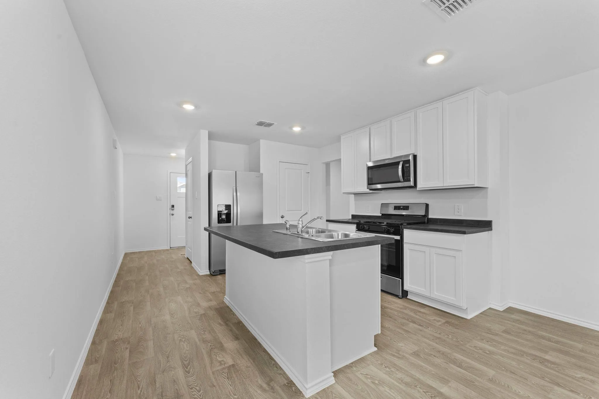 Photo 5 of 118 SCHUENEMANN WAY