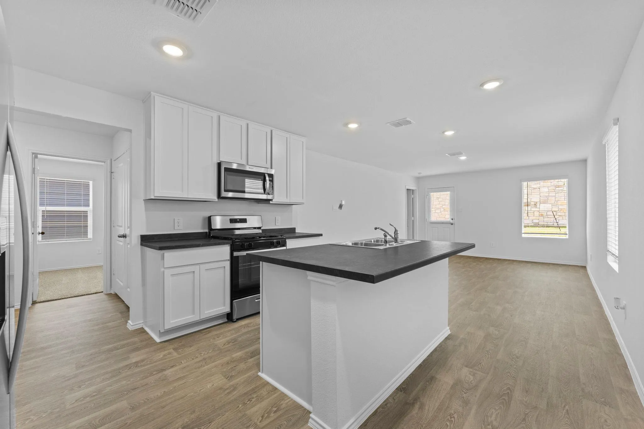 Photo 4 of 118 SCHUENEMANN WAY
