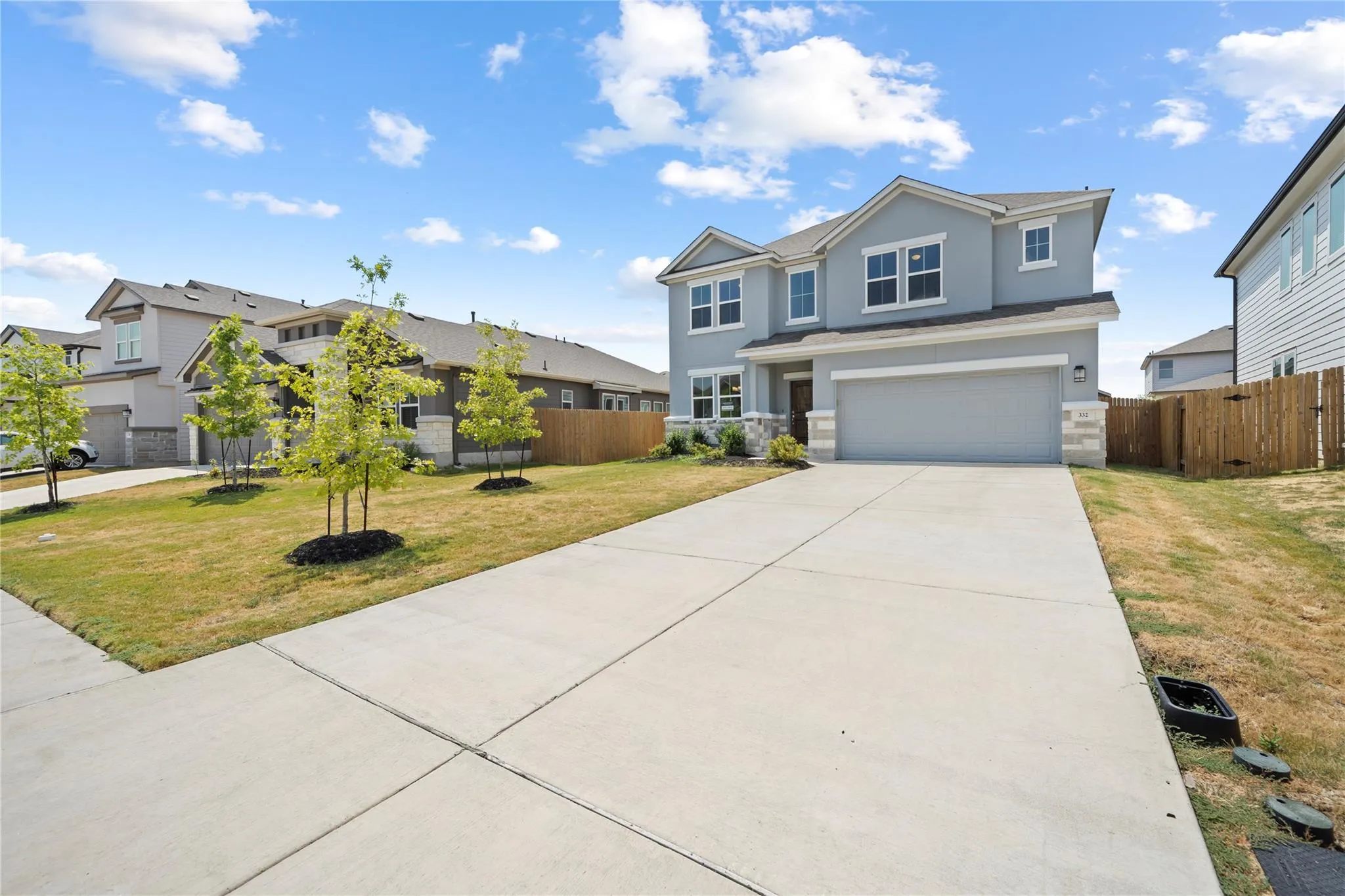 Photo 3 of 332 STELLAR WIND DR