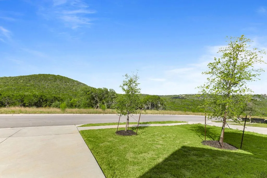 Photo 5 of 8521 PINE MUHLY DR