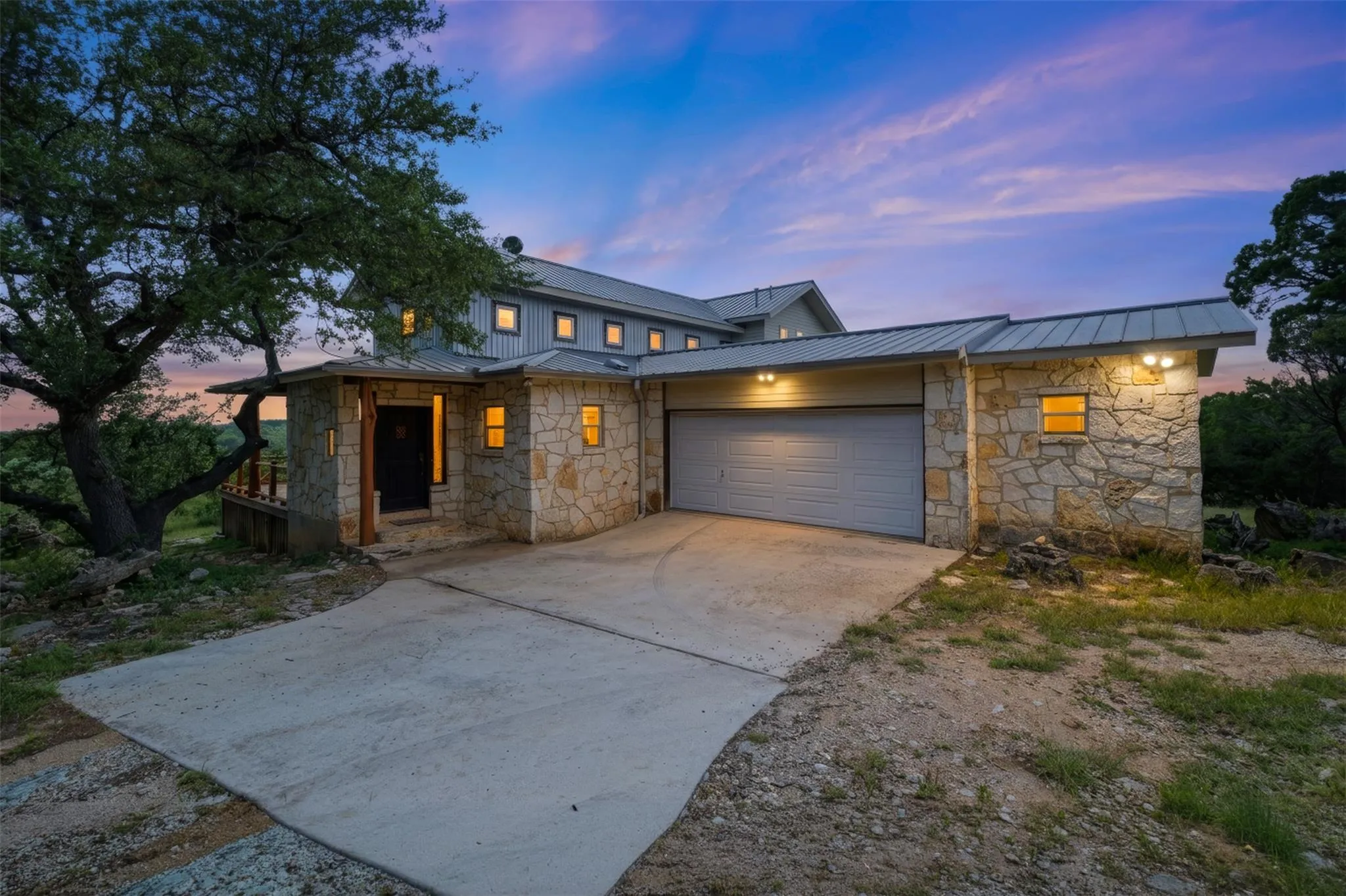 Photo of 700 SKYLINE RIDGE LOOKOUT DR, Wimberley, TX, 78676