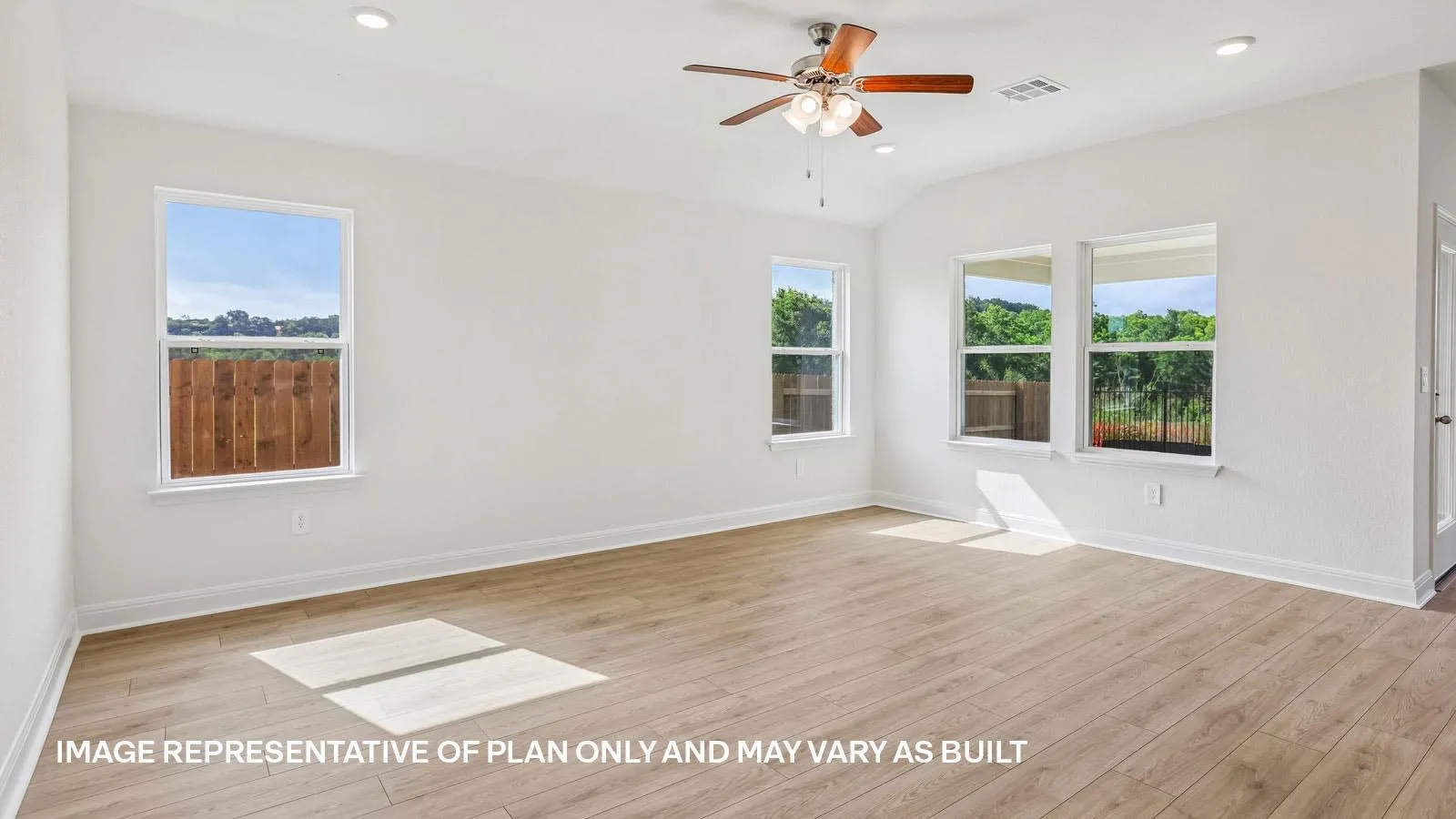Photo 5 of 285 RIVERS EDGE DR