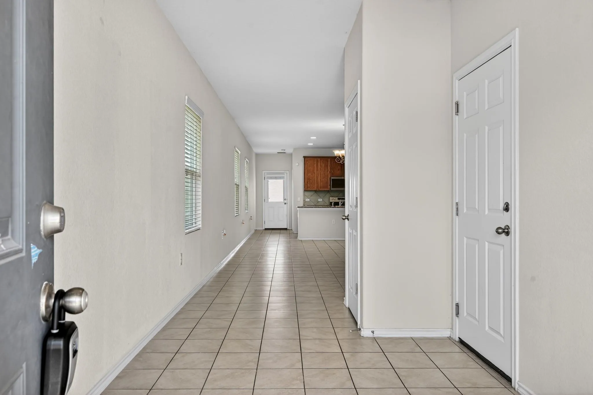 Photo 5 of 13020 FORESTON DR
