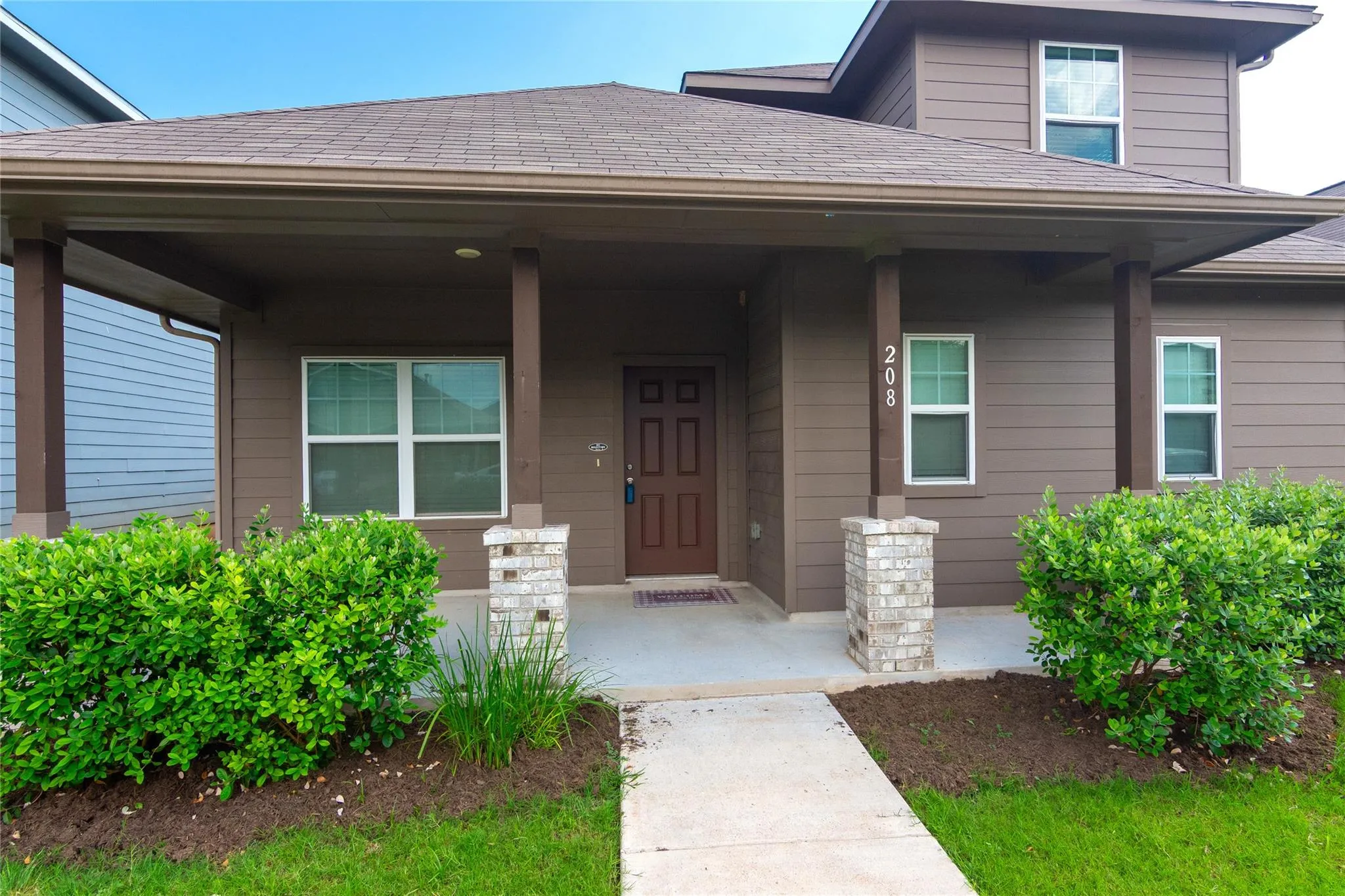 Photo 4 of 208 TIMBER BROOK DR