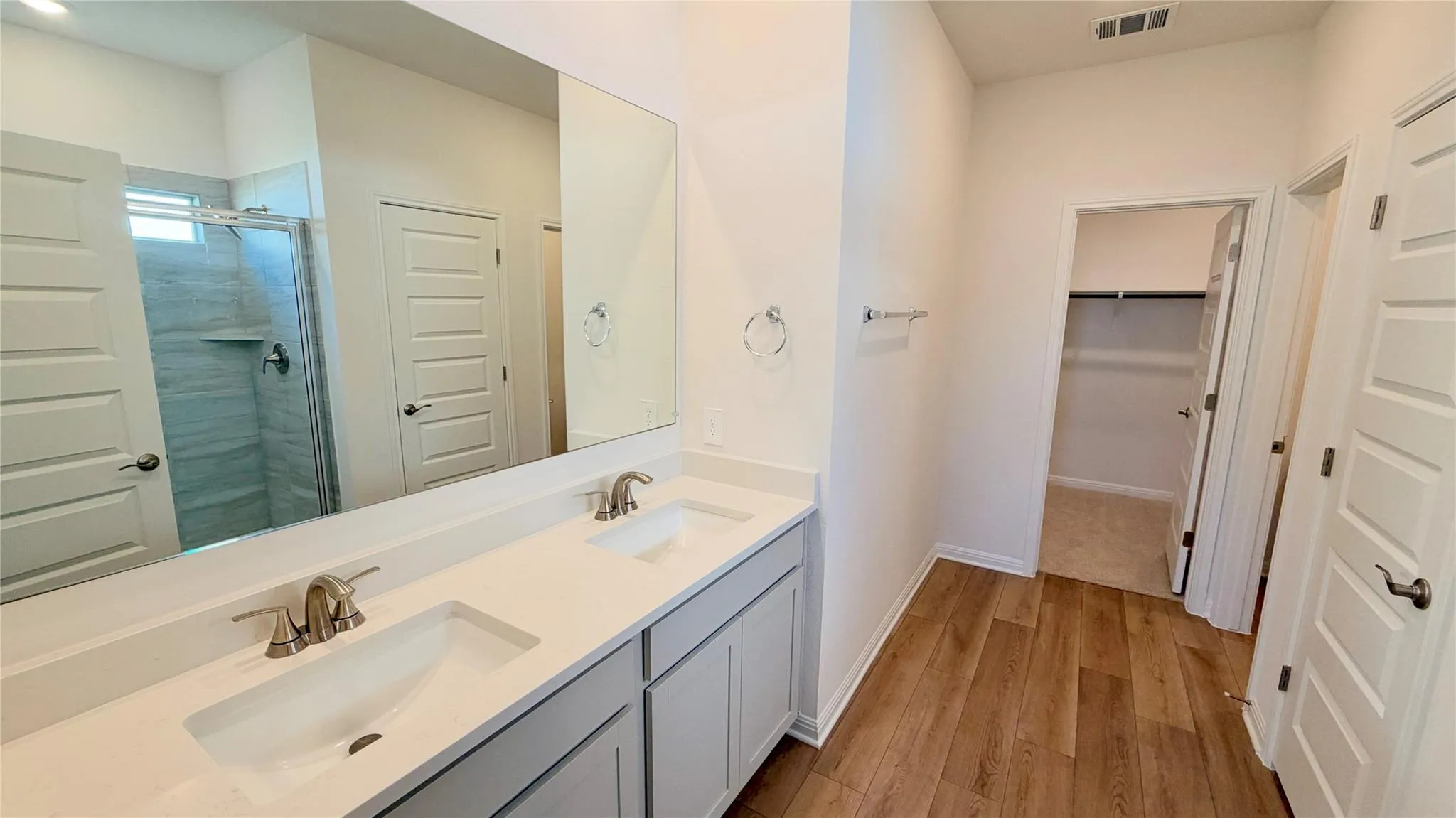 Photo 4 of 13307 RINDLE REACH DR