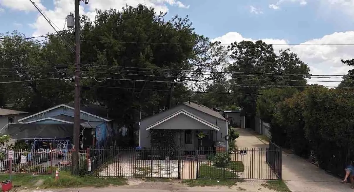 Photo of 2315 E 5TH ST, Austin, TX, 78702