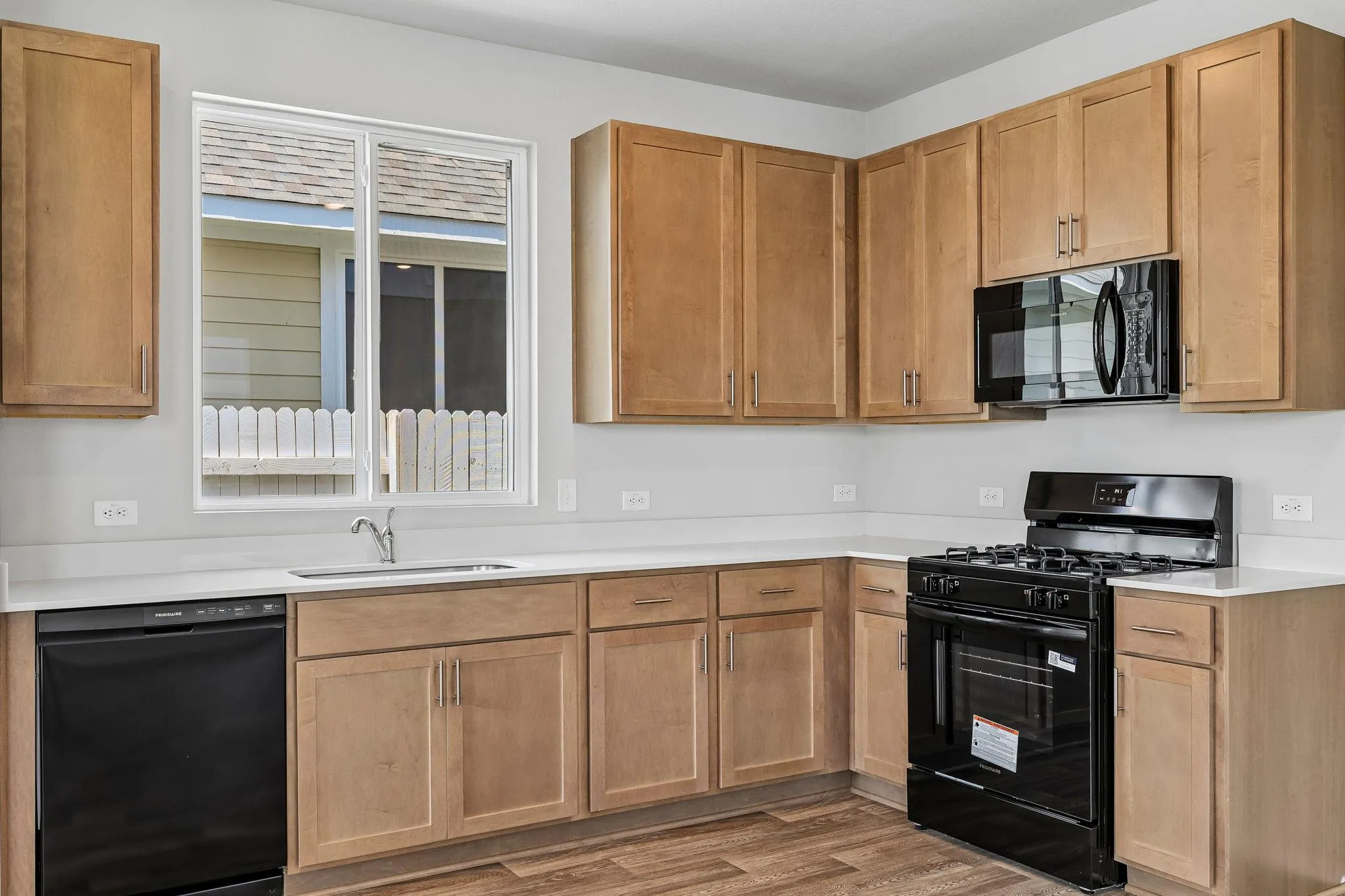 Photo 4 of 175 CIDER CREEK DR