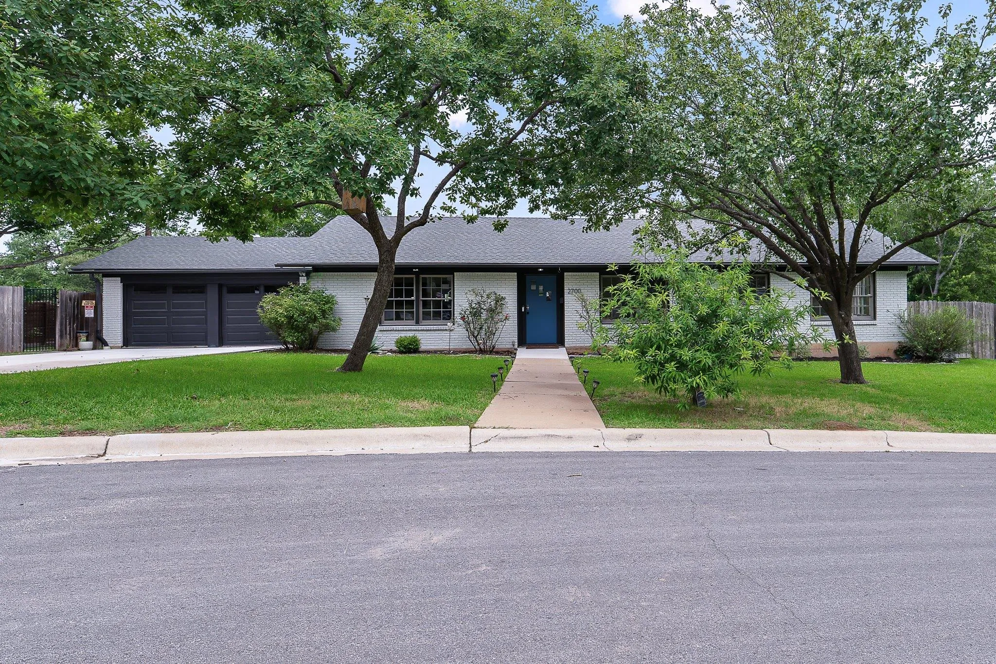 Photo 4 of 2700 ROCK TERRACE DR