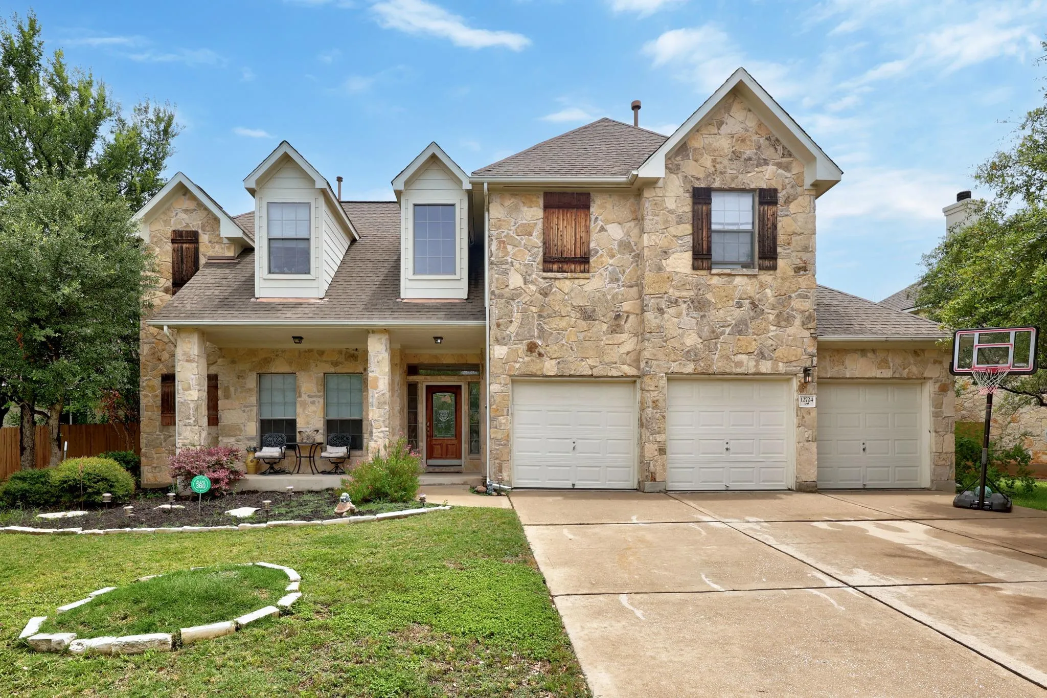 Photo of 12724 RUSH CREEK LN, Austin, TX, 78732