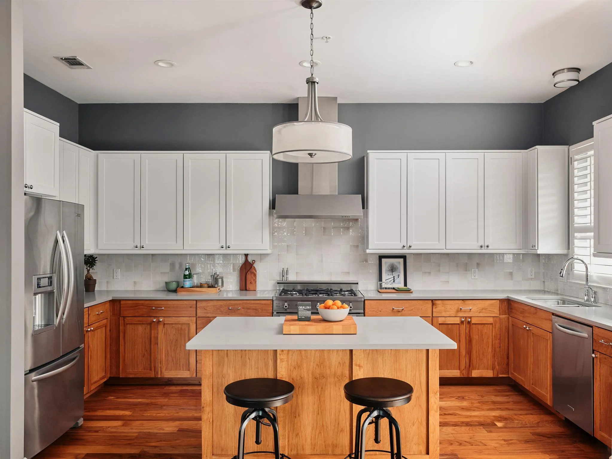 Photo 3 of 1504 COLLIER ST #4