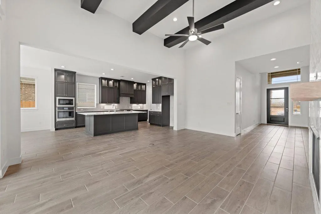 Photo 4 of 1800 WILLOW BEAN DR