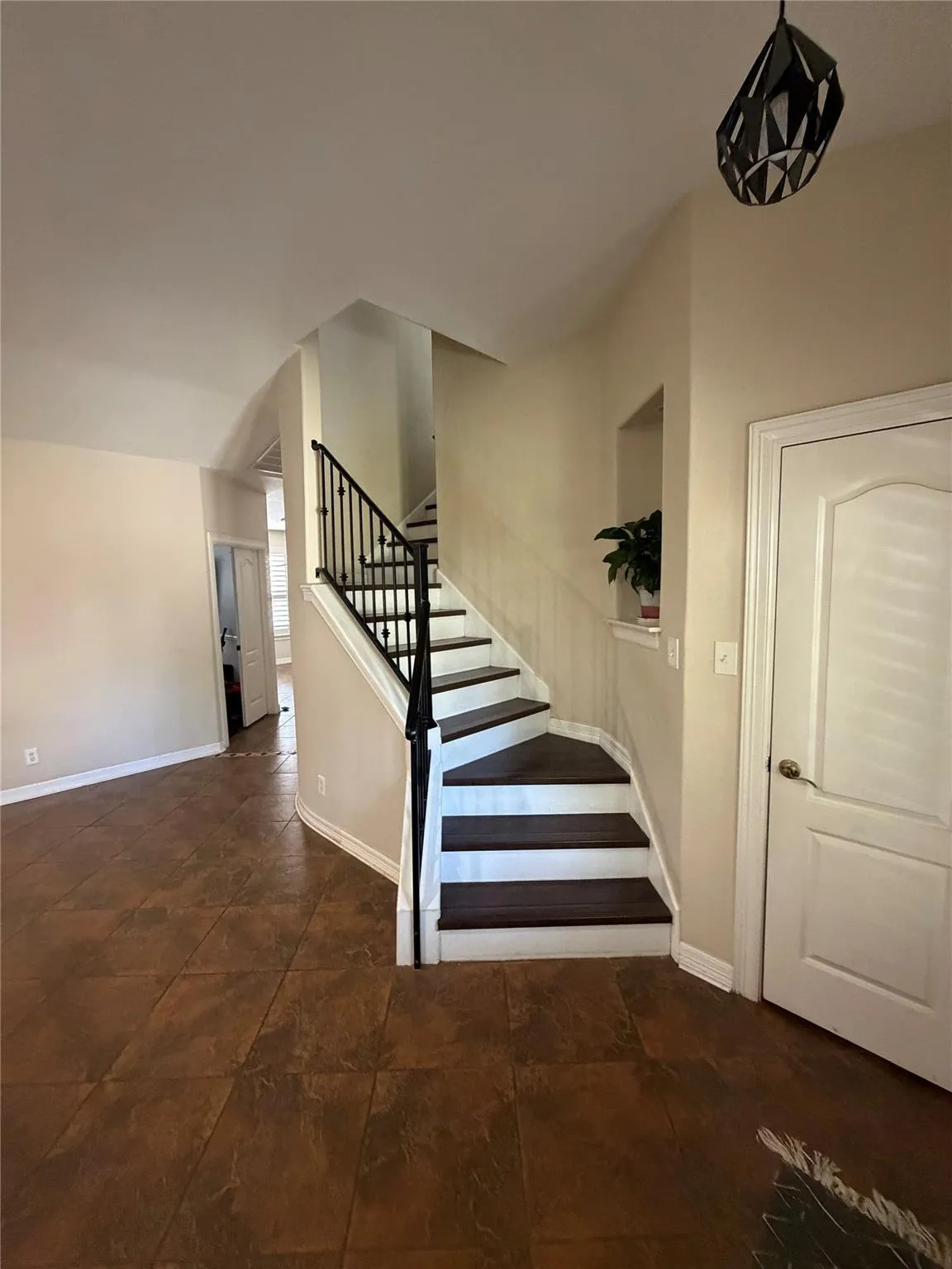 Photo 3 of 3200 BURKS LN