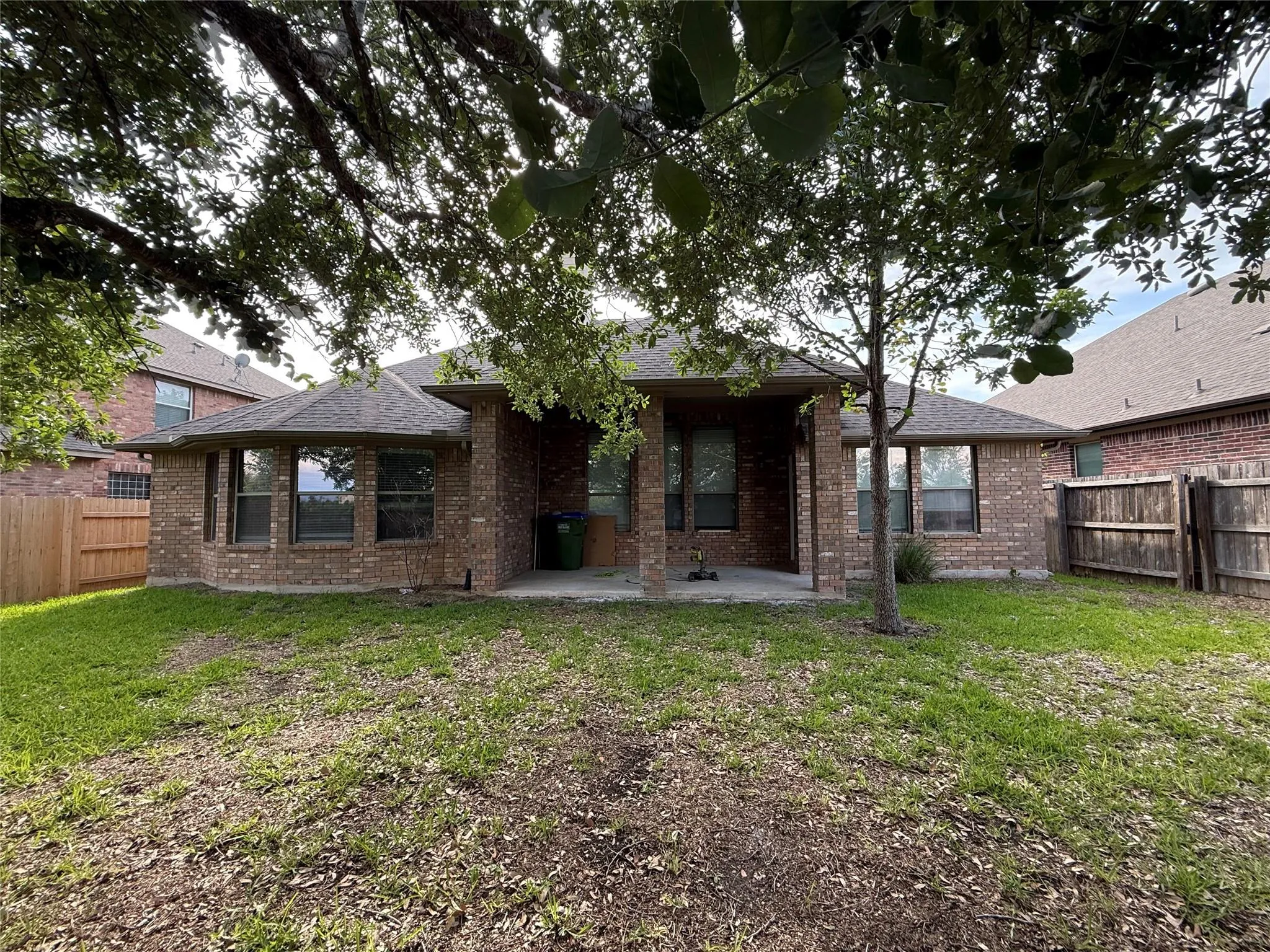 Photo 3 of 11633 SUN GLASS DR