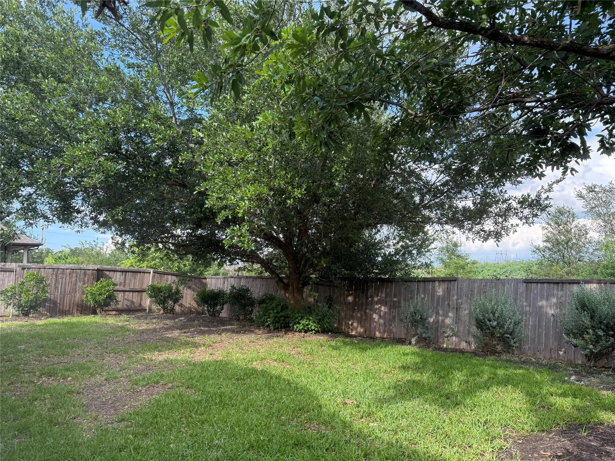Photo 5 of 11633 SUN GLASS DR