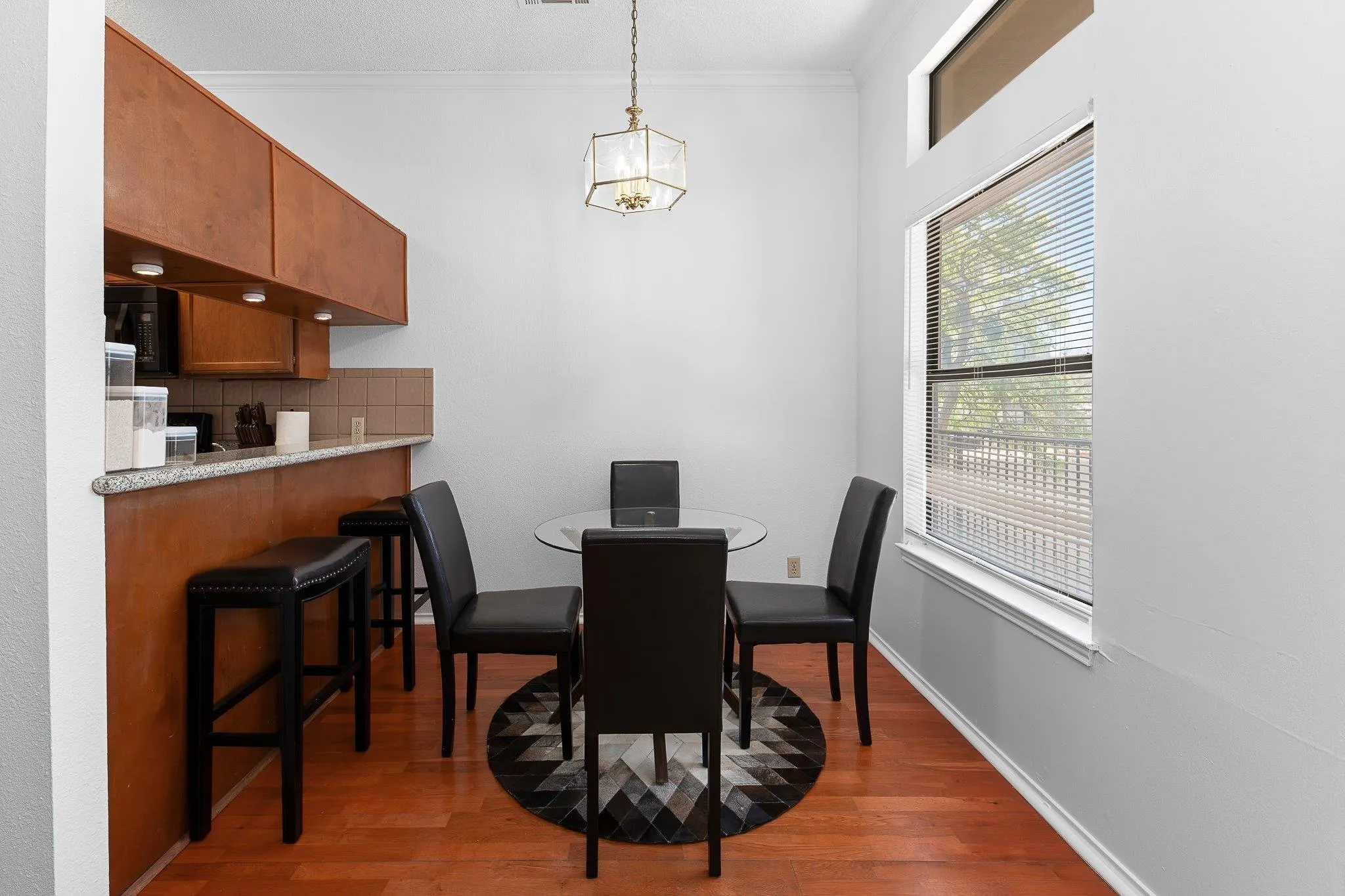 Photo 3 of 2802 NUECES ST #303