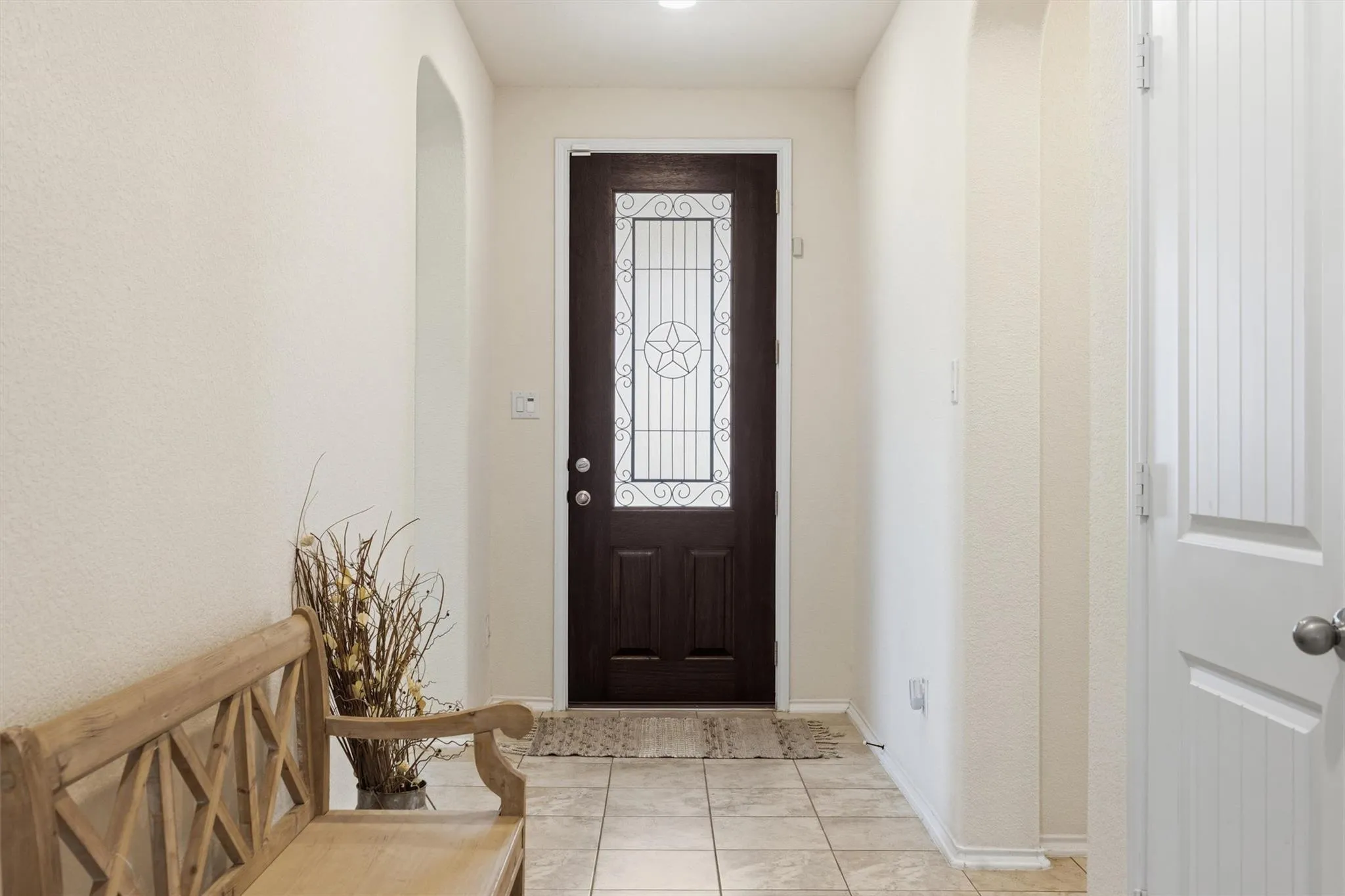 Photo 4 of 16616 BROGAN LN
