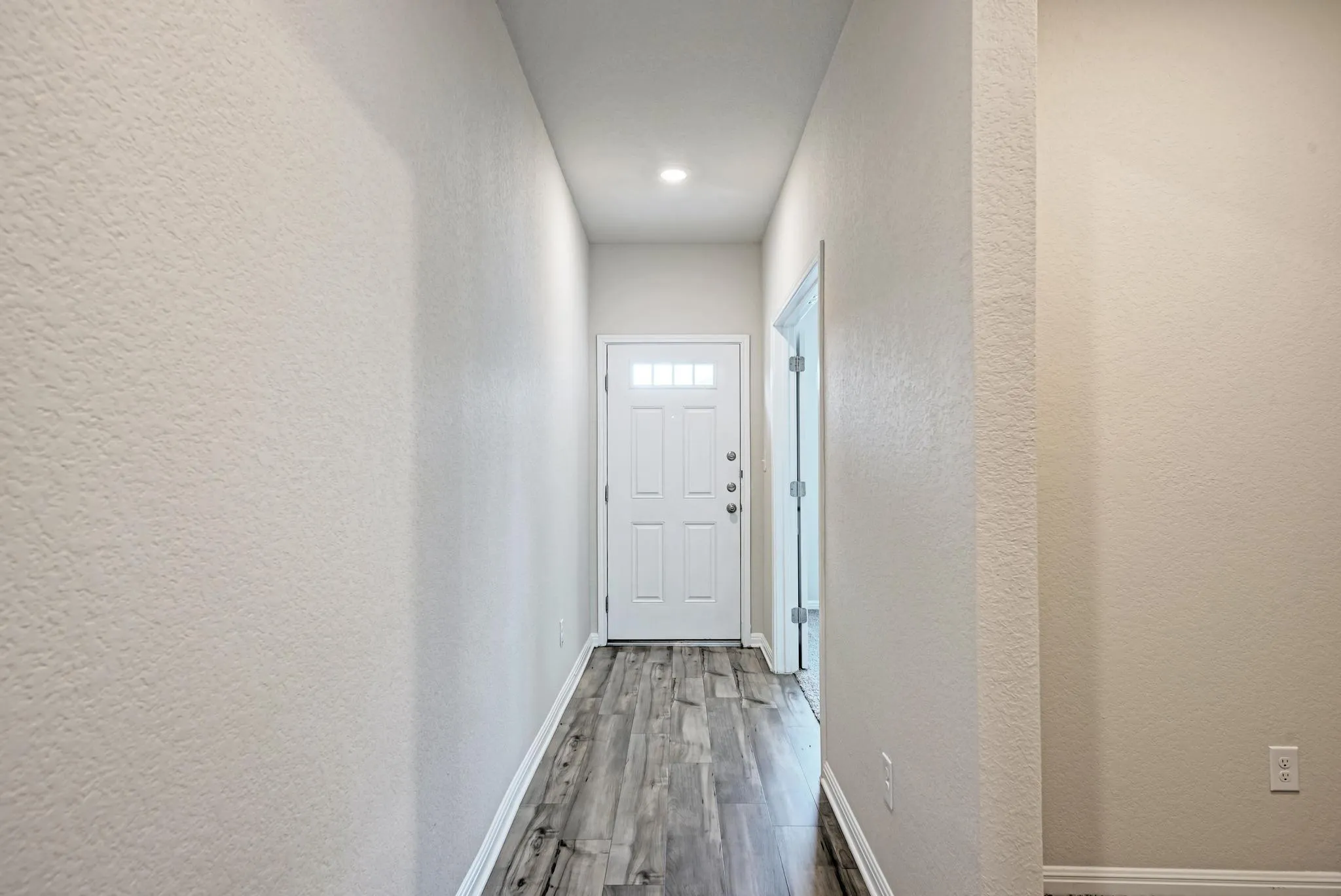 Photo 5 of 110 BABBLEBROOK WAY
