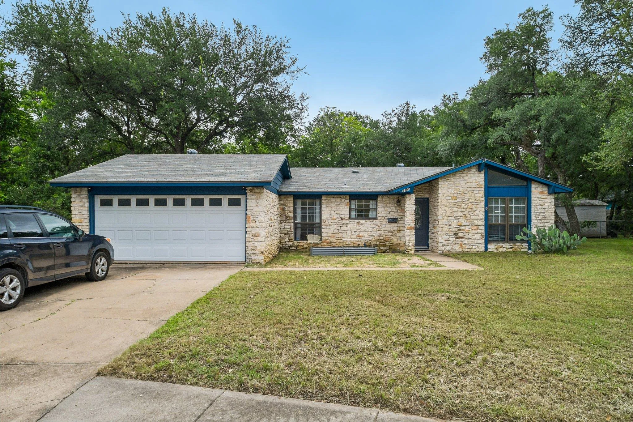 Photo of 5409 HUNTERS GLN, Austin, TX, 78745