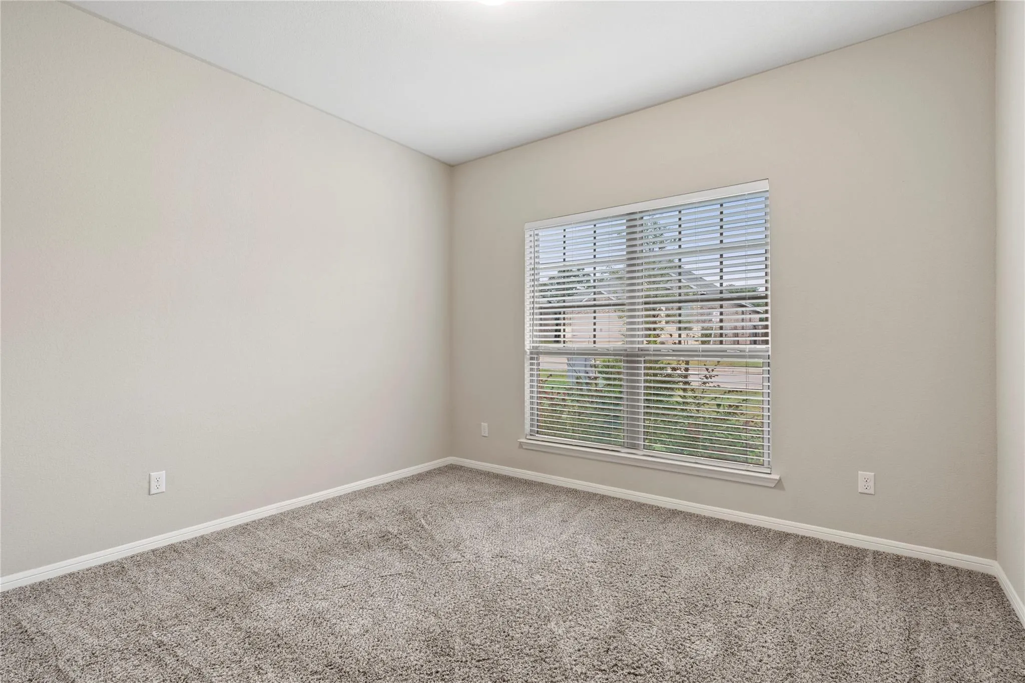 Photo 5 of 244 SCENIC HILLS CIR