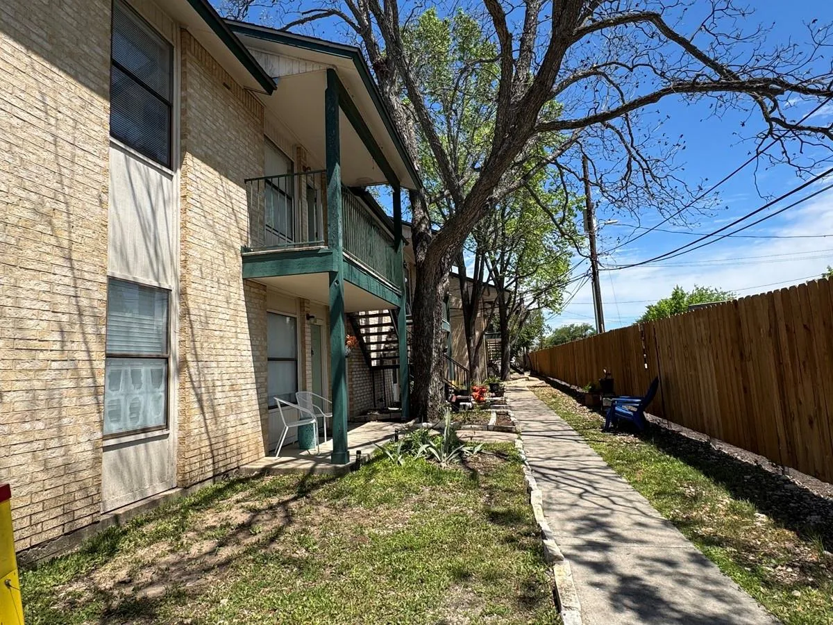 Photo 2 of 1624 AQUARENA SPRINGS DR #A102