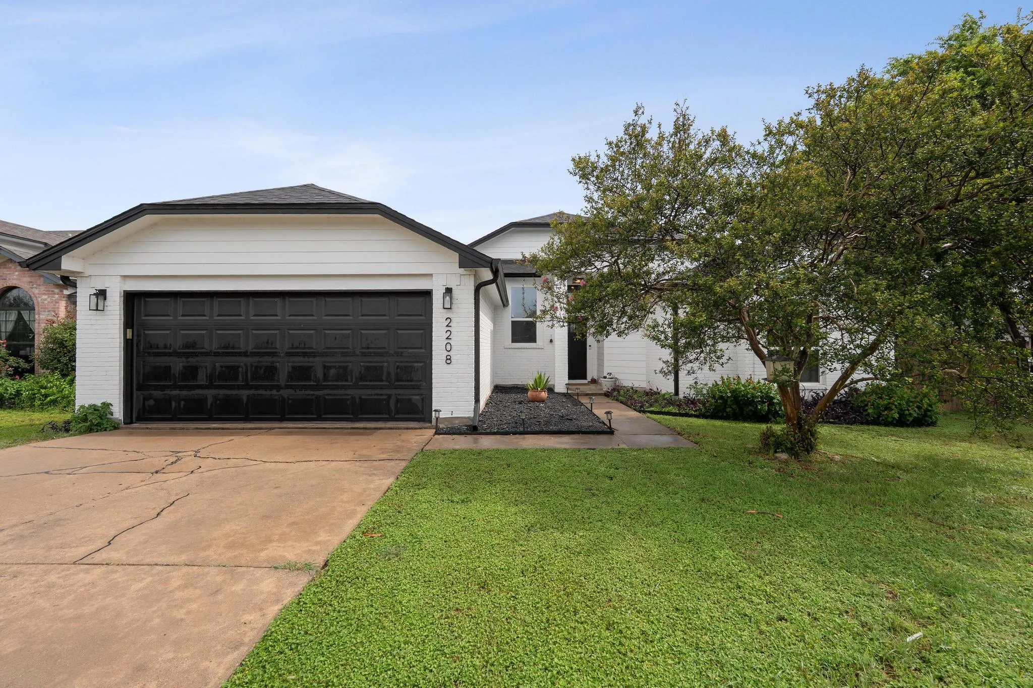 Photo of 2208 MIMOSA TRL, Round Rock, TX, 78664
