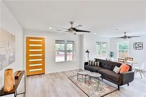 Photo 3 of 5204 LEDESMA RD