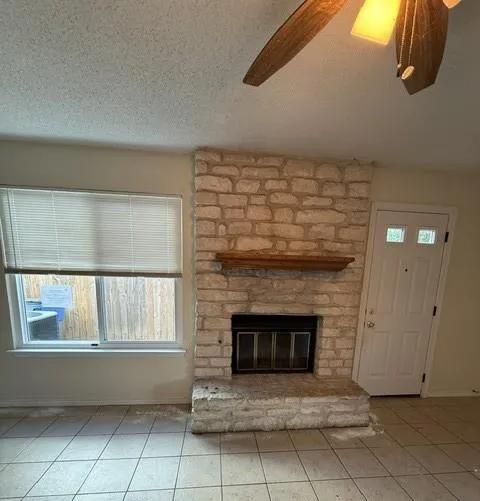 Photo 3 of 1113 ORCHARD PARK CIR