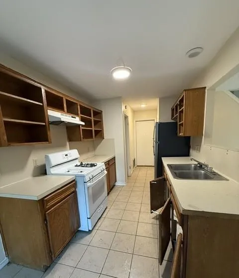 Photo 2 of 1113 ORCHARD PARK CIR