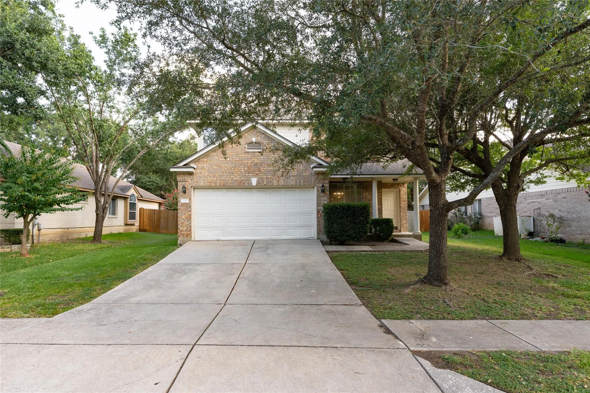 Photo 2 of 259 CLARENCE CT