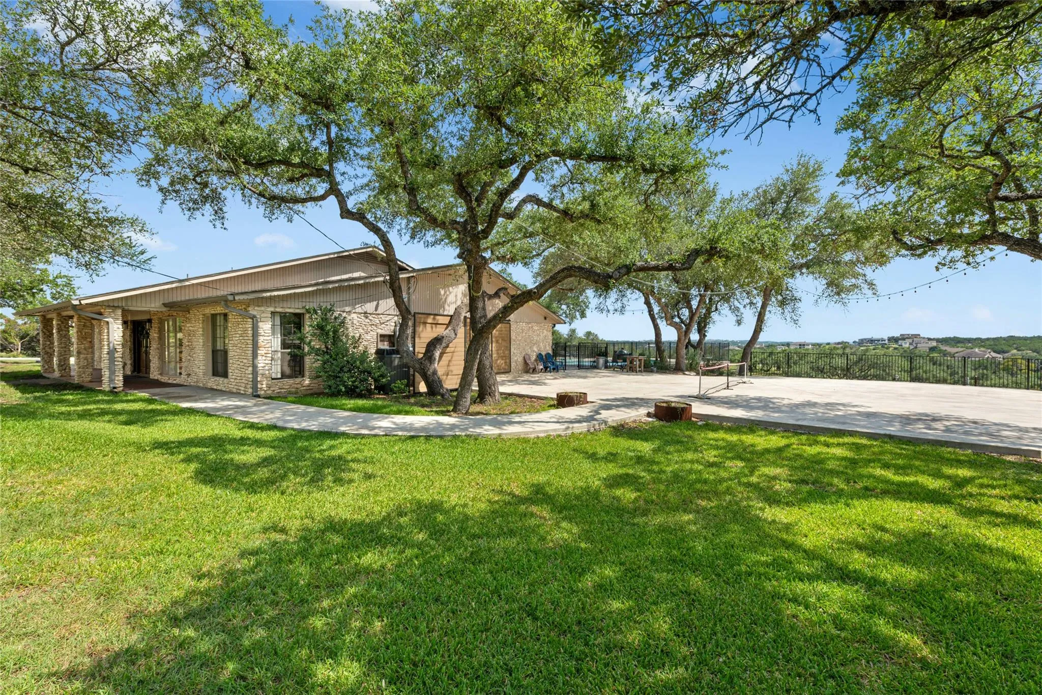 Photo of 110 LONGHORN LN, Dripping Springs, TX, 78620