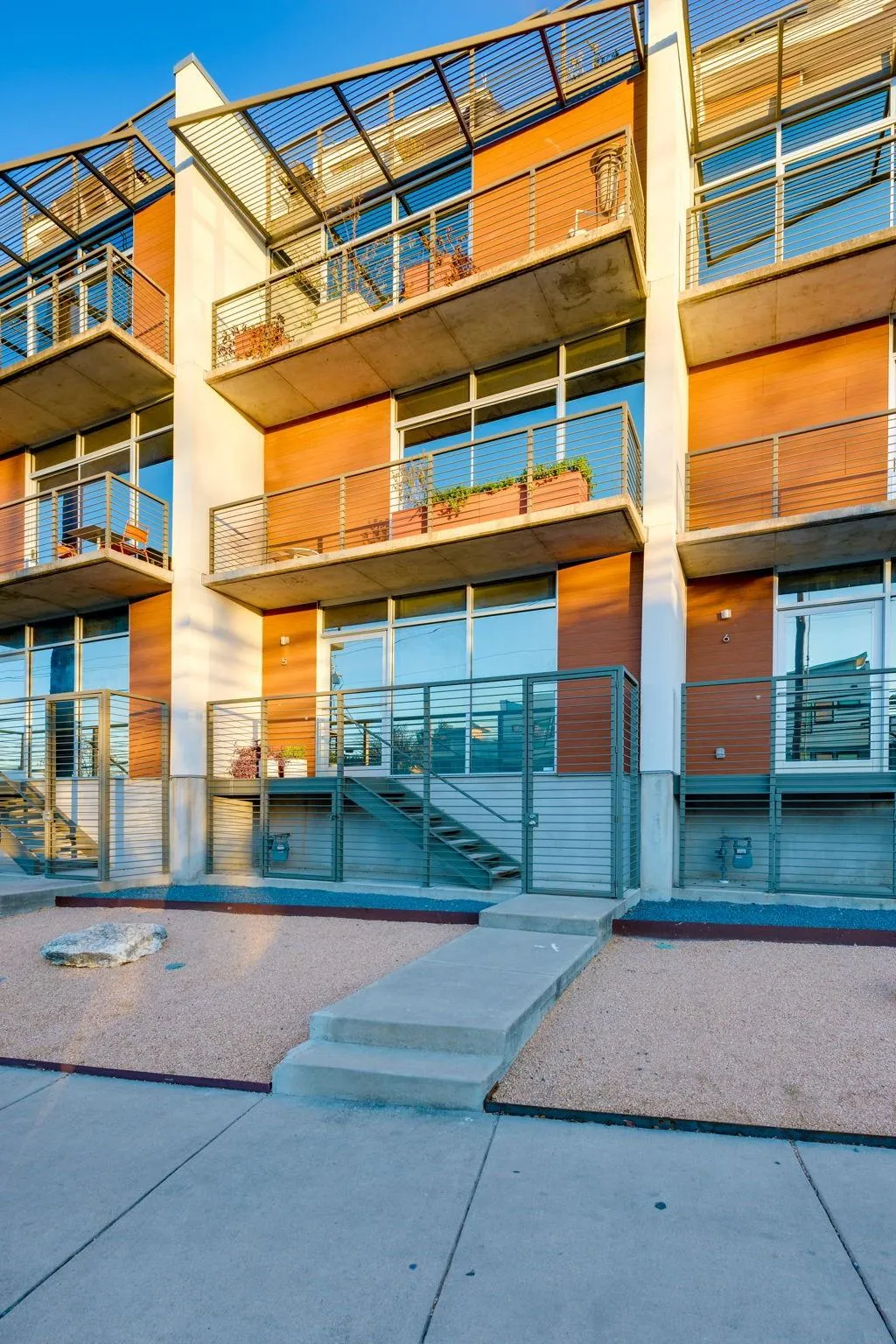 Photo of 2301 S 5TH ST #5, Austin, 78704