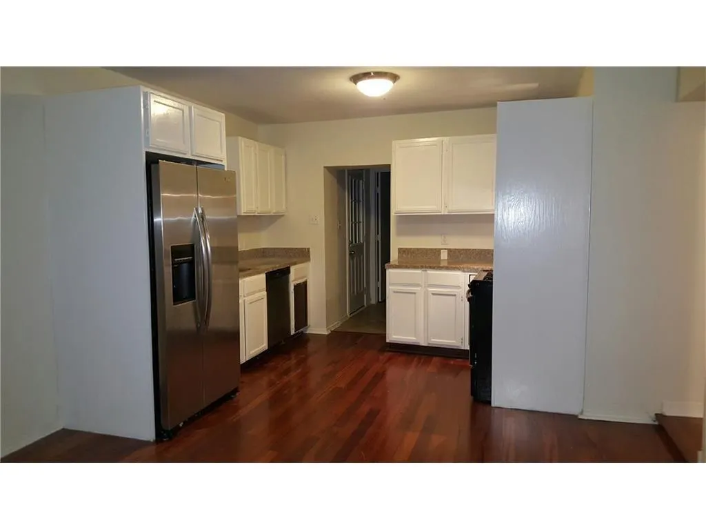 Photo 5 of 1166 RIDGEWAY DR