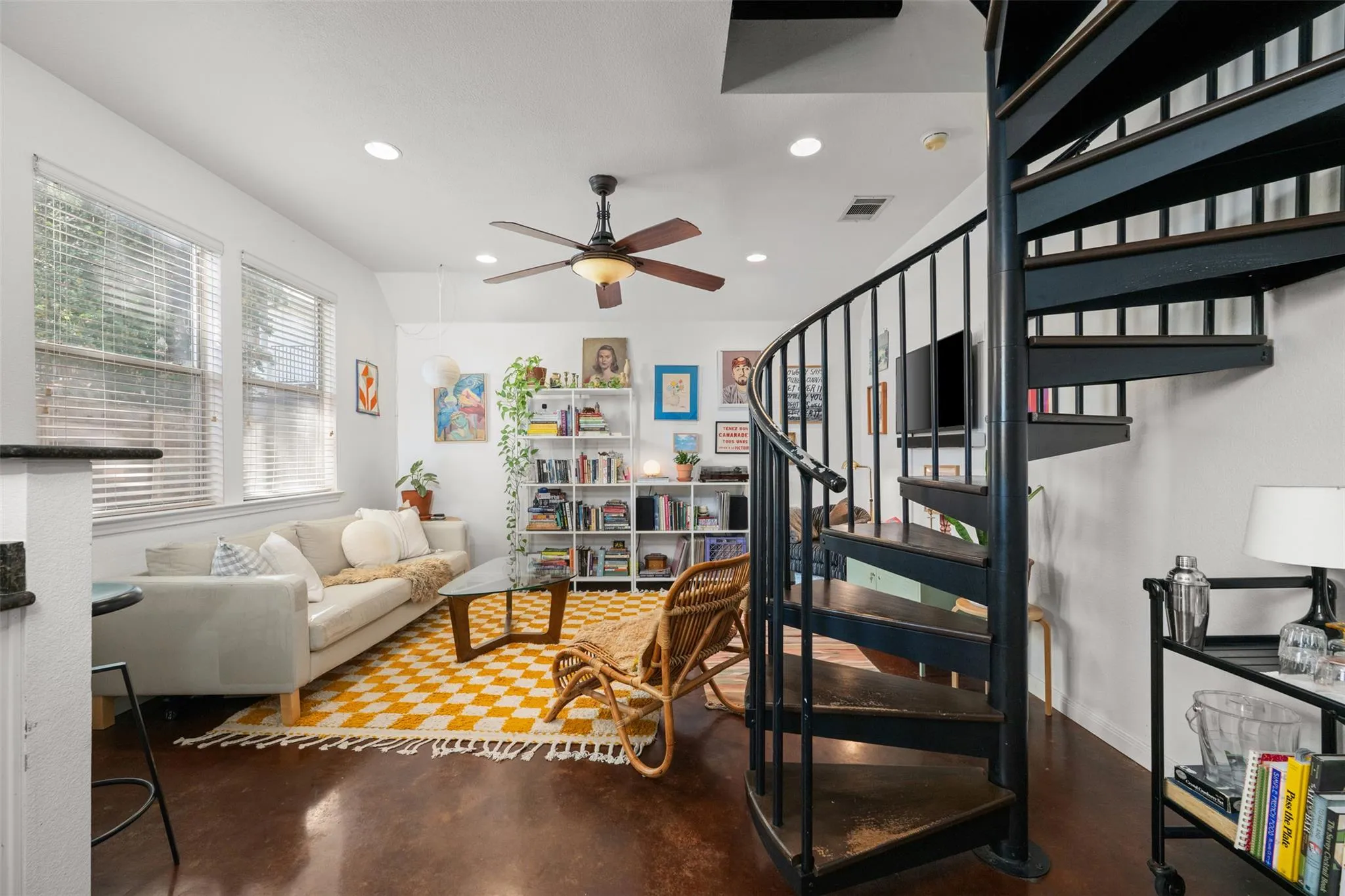 Photo of 1610 WILLOW ST, Austin, TX, 78702