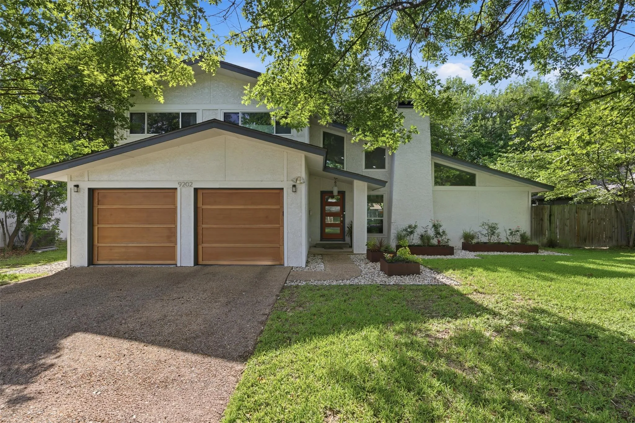Photo of 9202 HUNTERS TRCE, Austin, TX, 78758