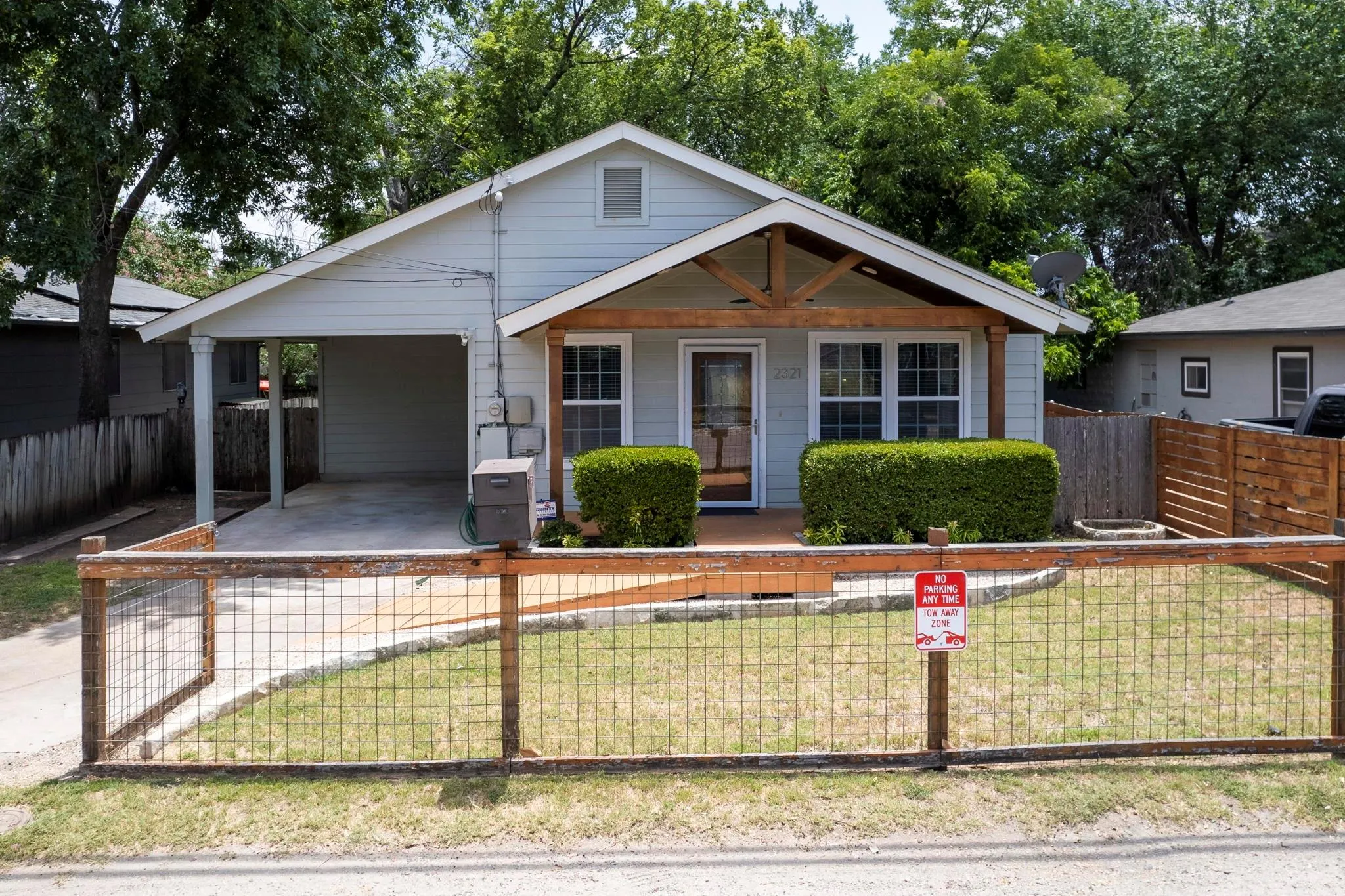 Photo of 2321 E 5TH ST, Austin, 78702