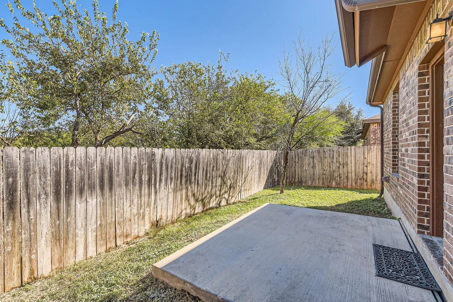 Photo 4 of 107 CREEKSIDE VILLA DR