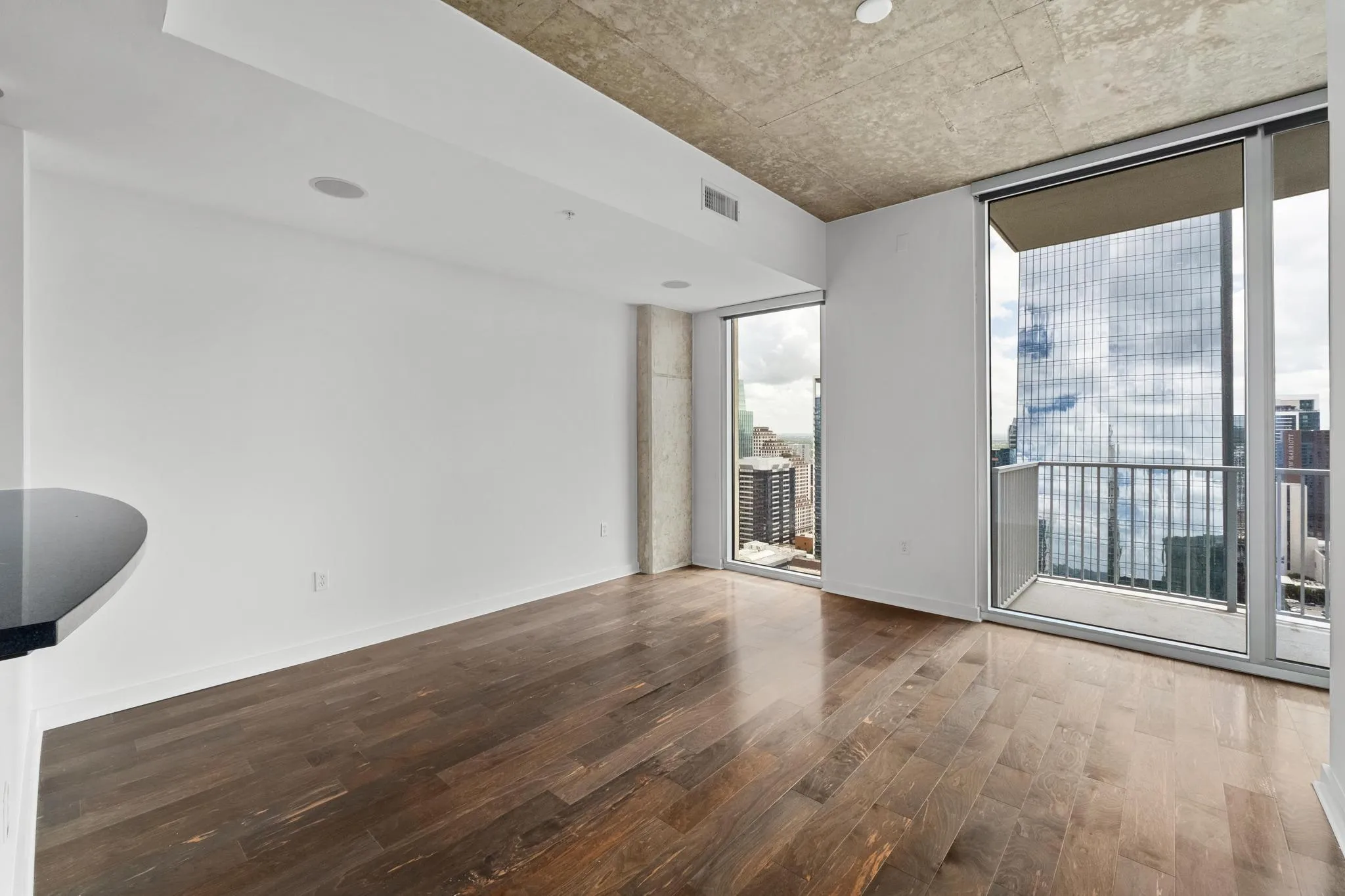 Photo 2 of 360 NUECES ST #3907