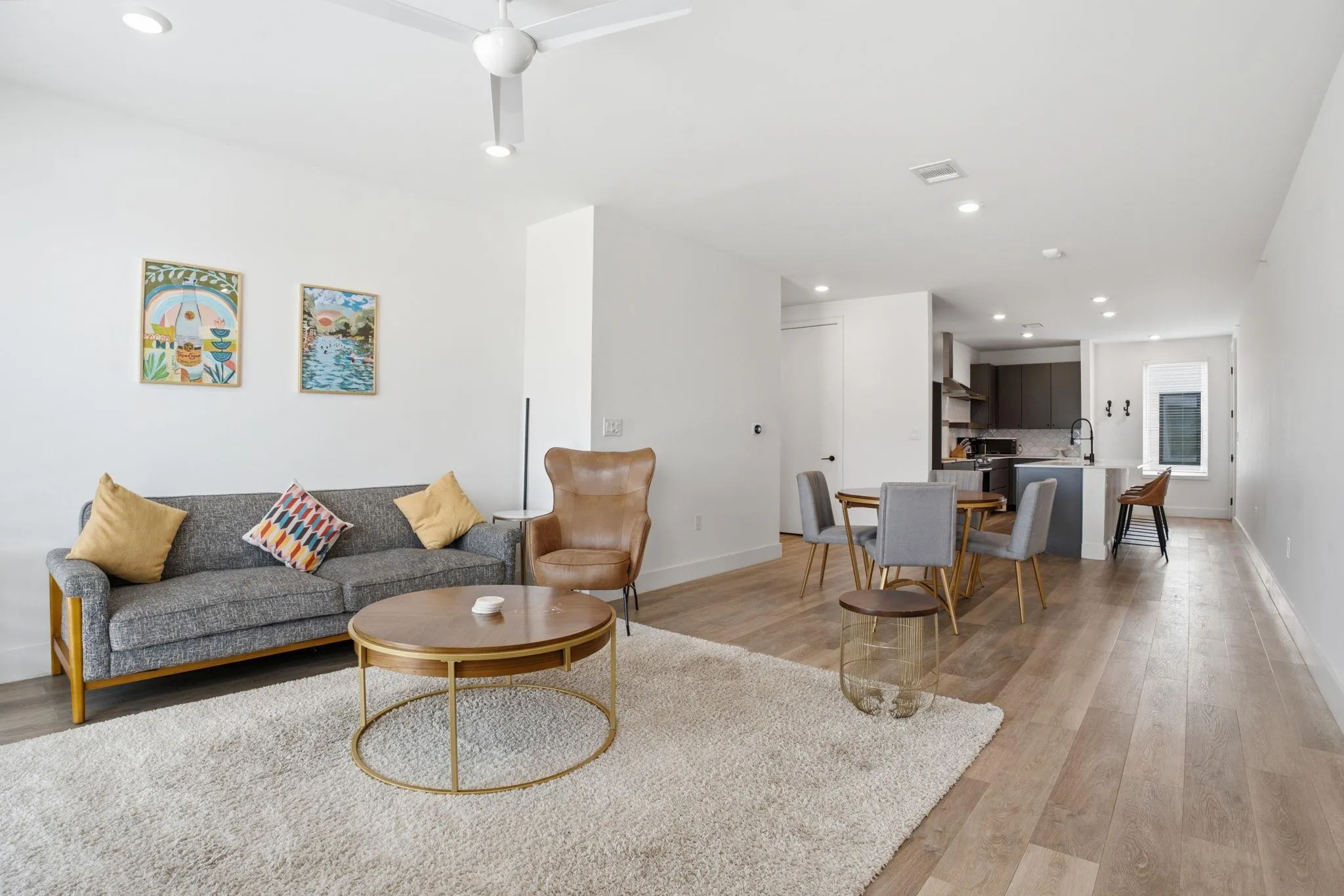 Photo 5 of 2709 E 5TH ST #1306