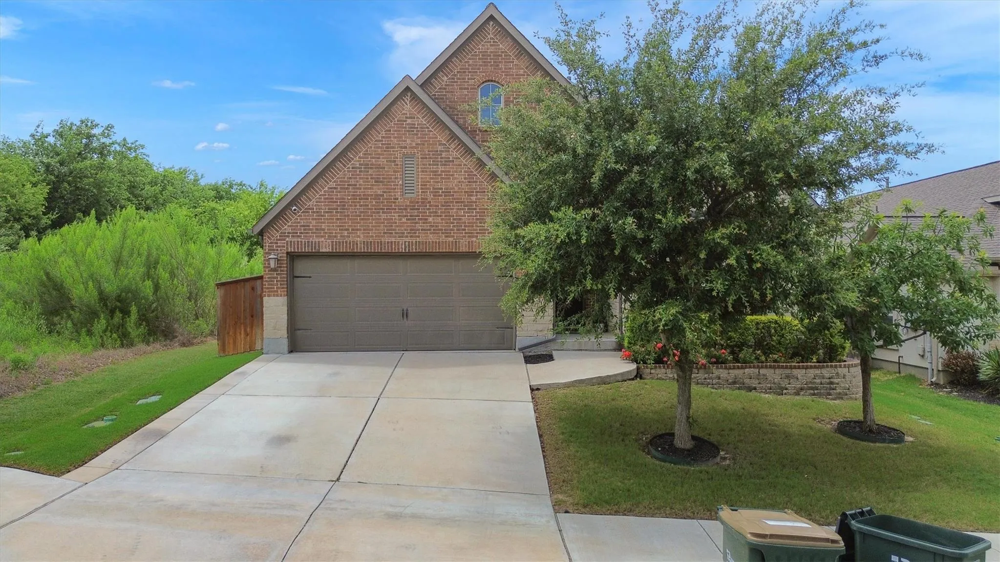 Photo 3 of 6117 LAKE TERAVISTA WAY
