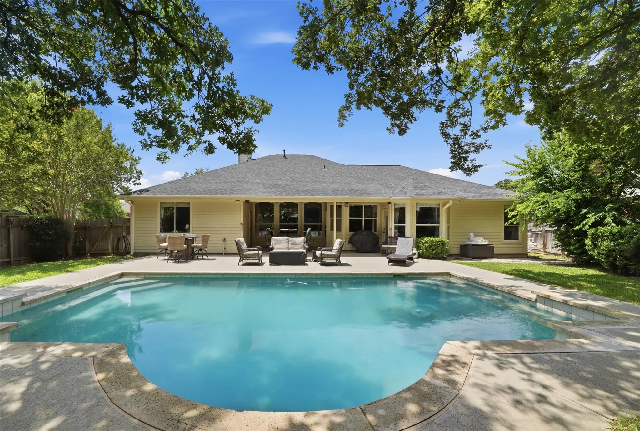 Photo of 4022 HONEY BEAR LOOP, Round Rock, TX, 78681