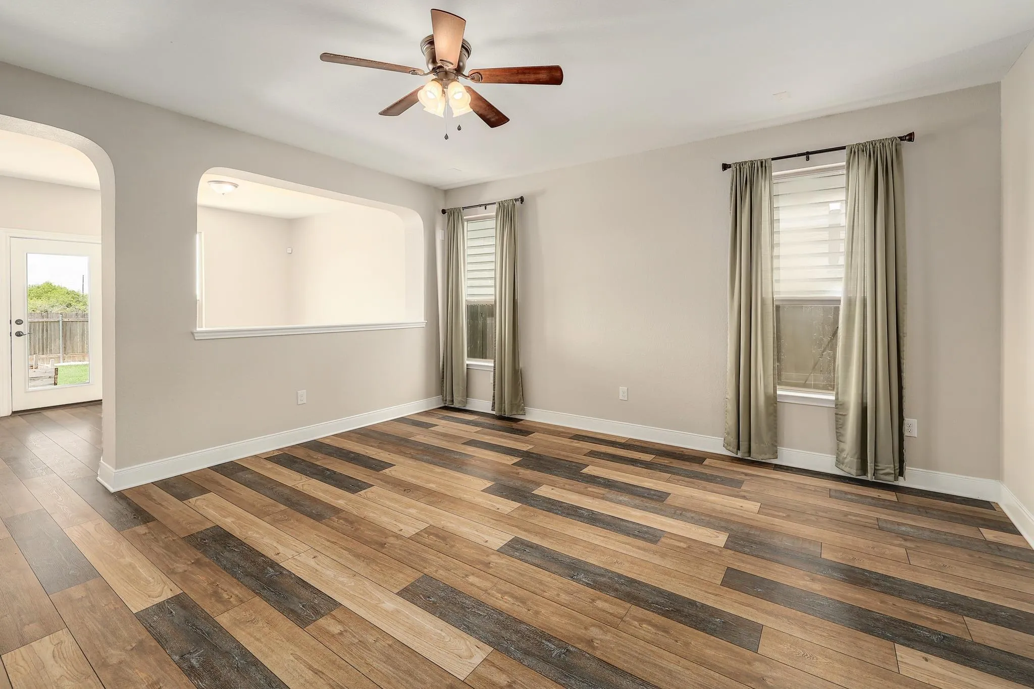 Photo 4 of 6212 CONESTOGA WAGON WAY
