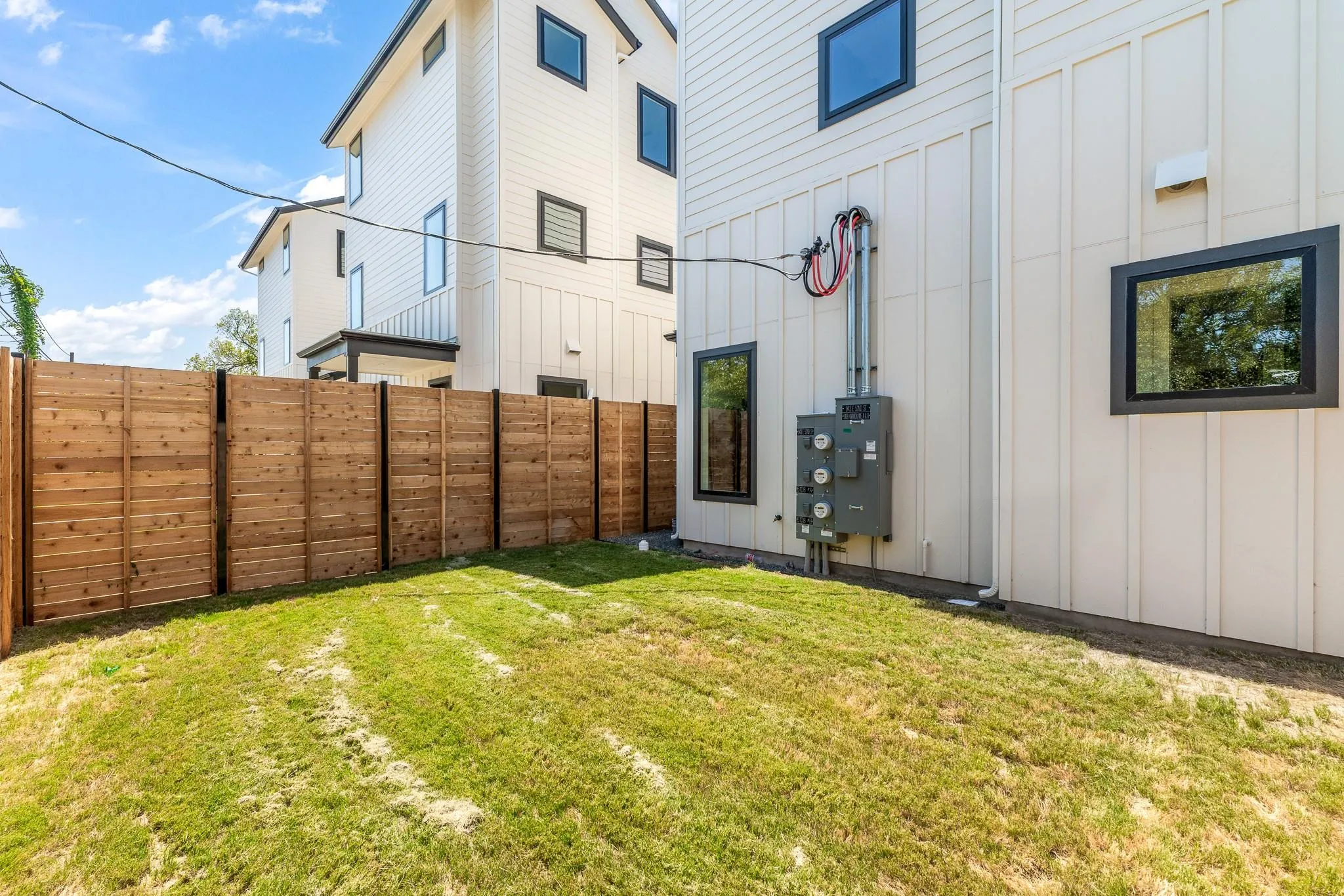 Photo 5 of 5108 HARMON AVE #A