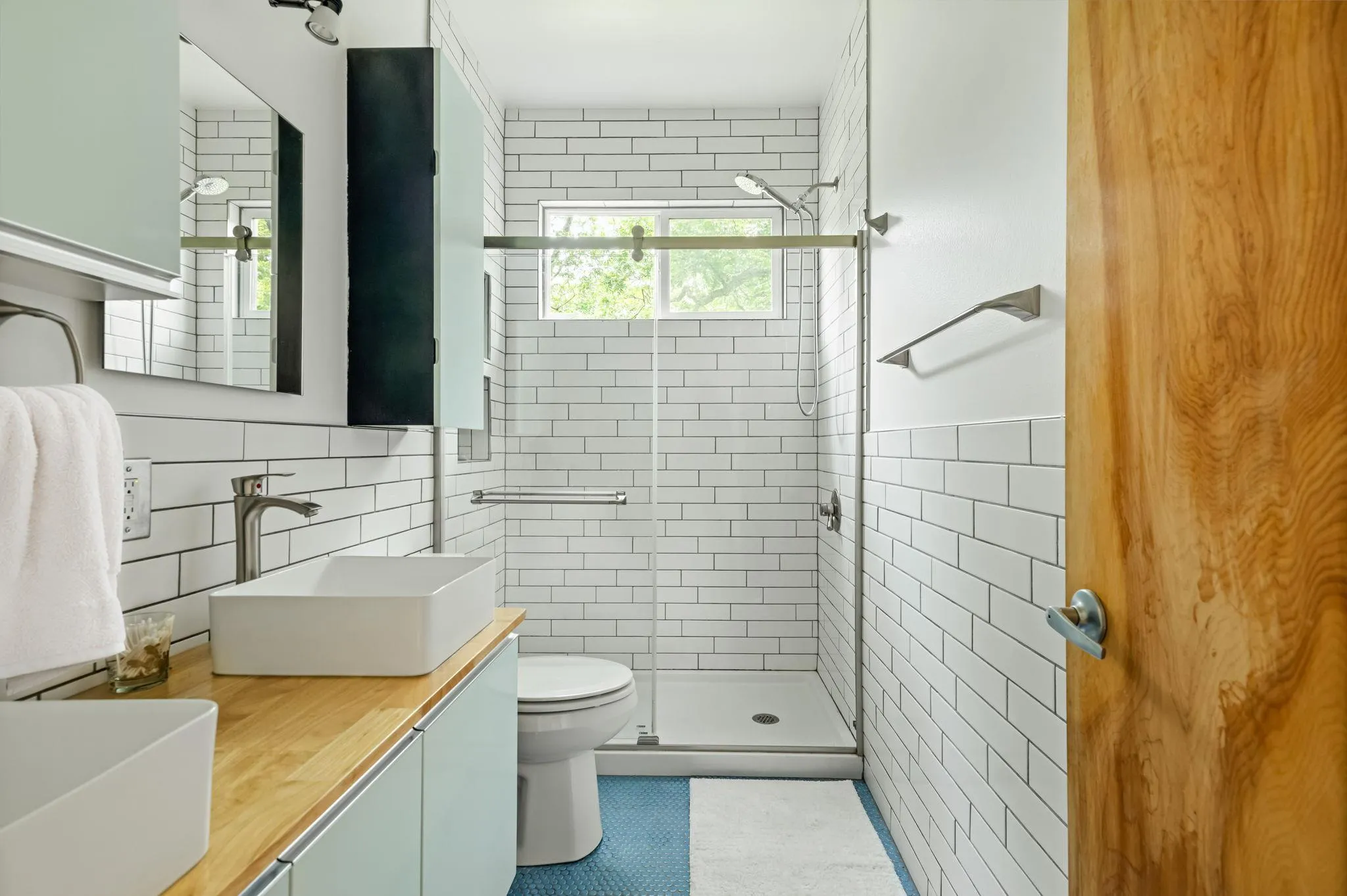 Photo 3 of 2202 GARDEN ST #B