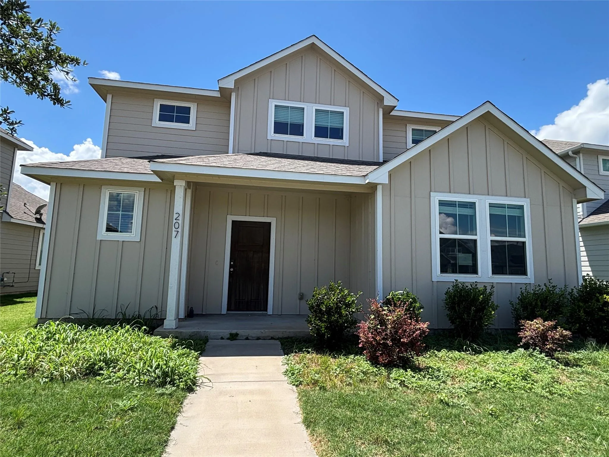 Photo of 207 WHISPER RILL DR, Hutto, TX, 78634